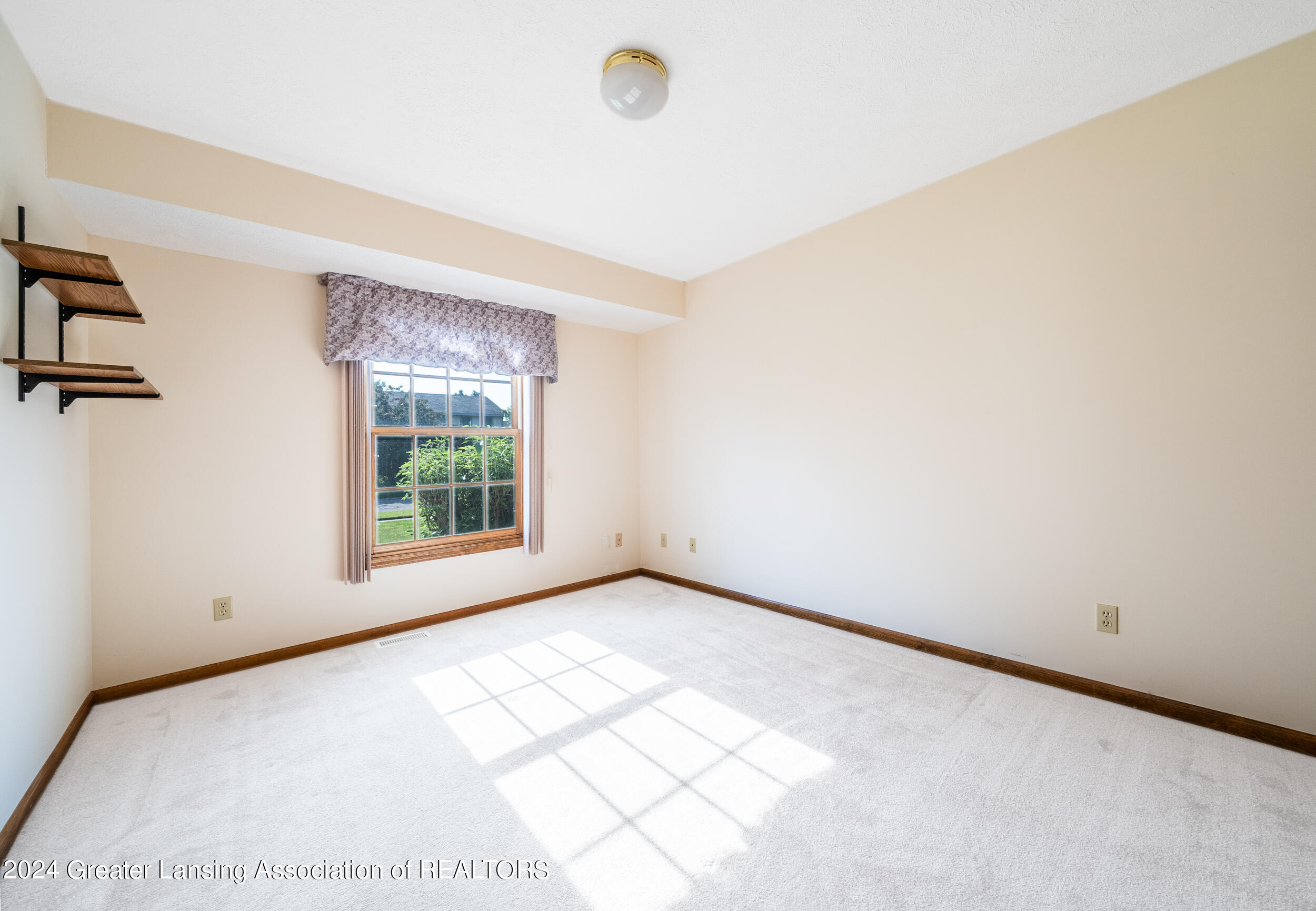 2637 Hydra Drive