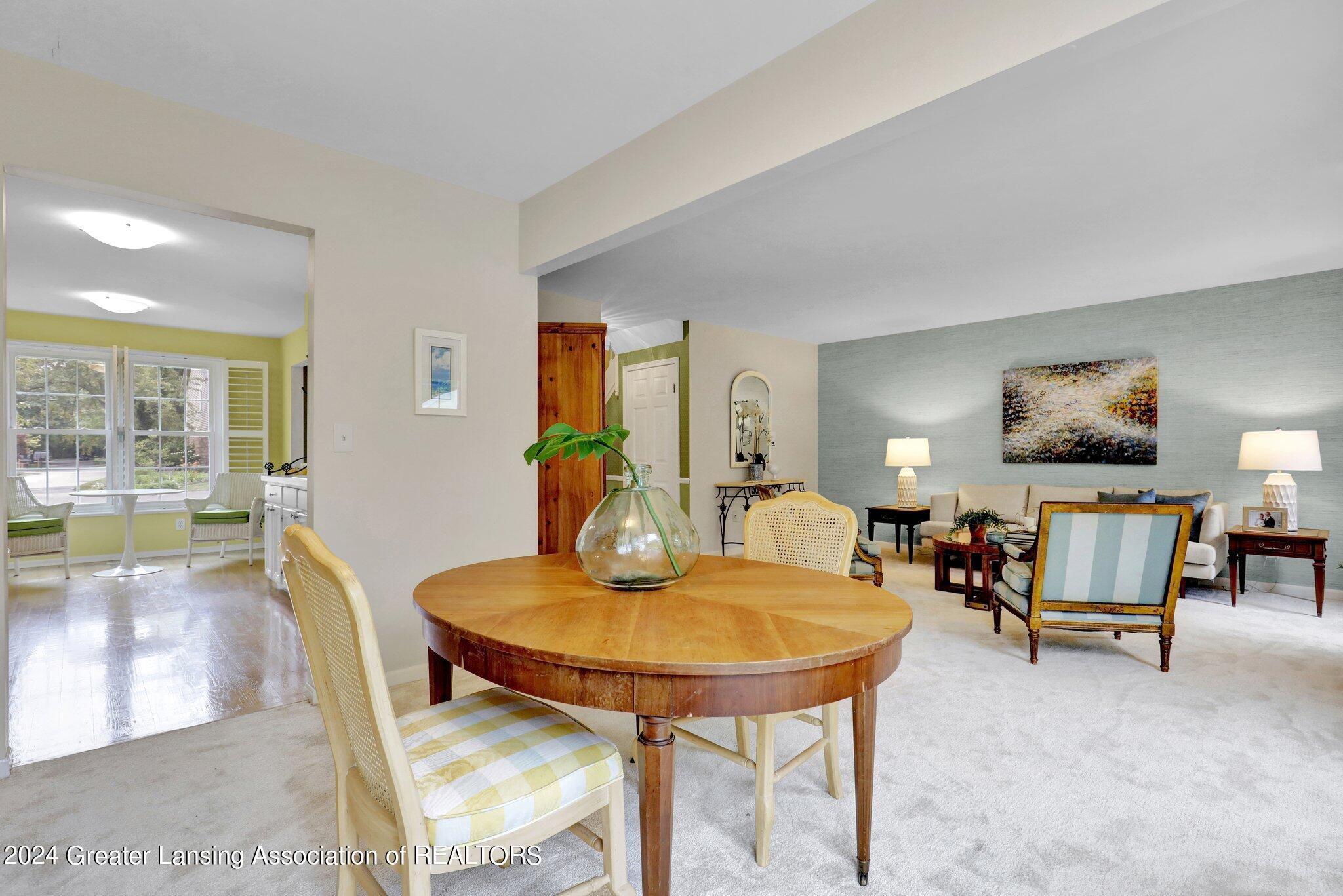 1241 Glenmeadow Lane