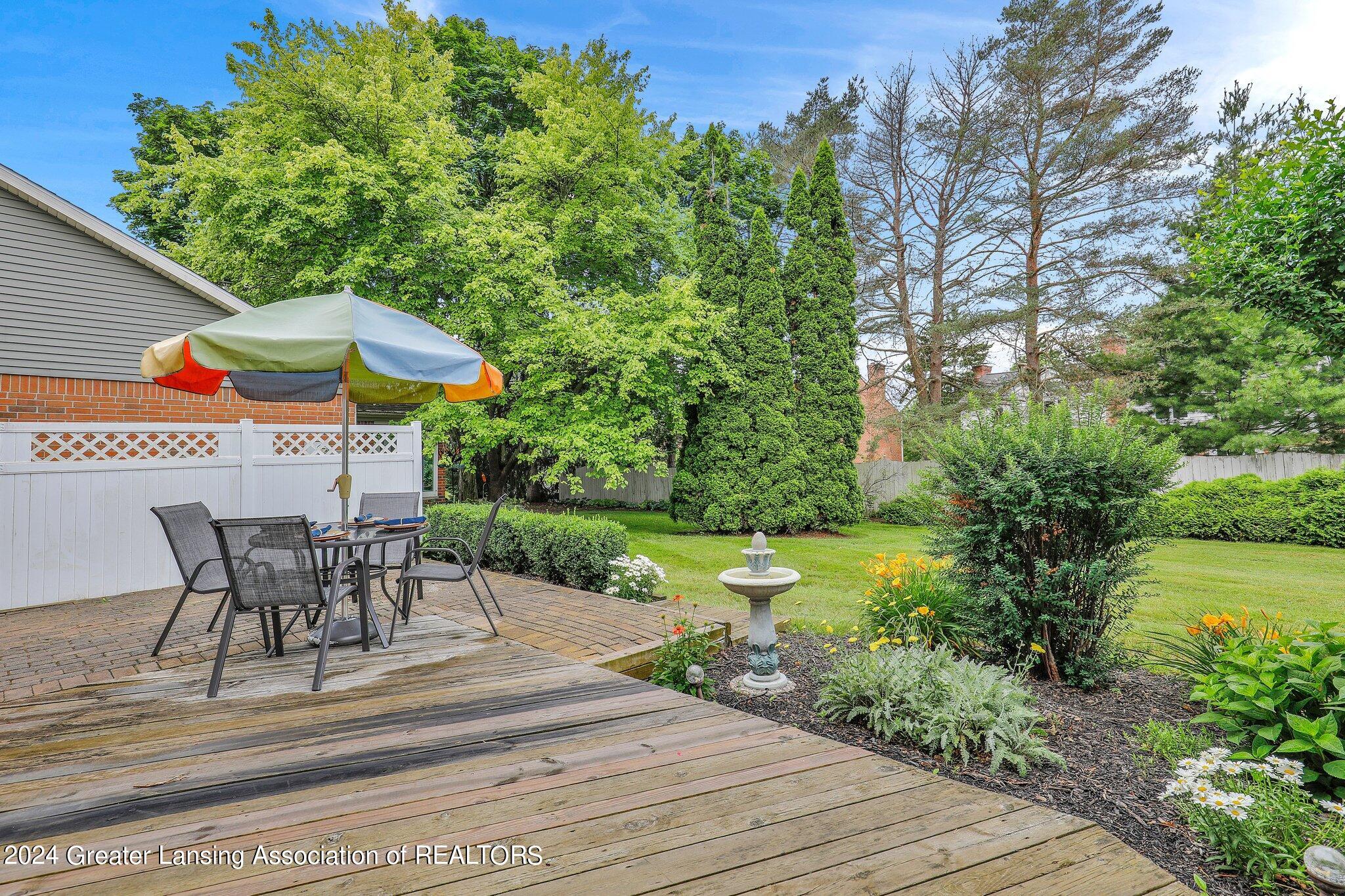 1241 Glenmeadow Lane