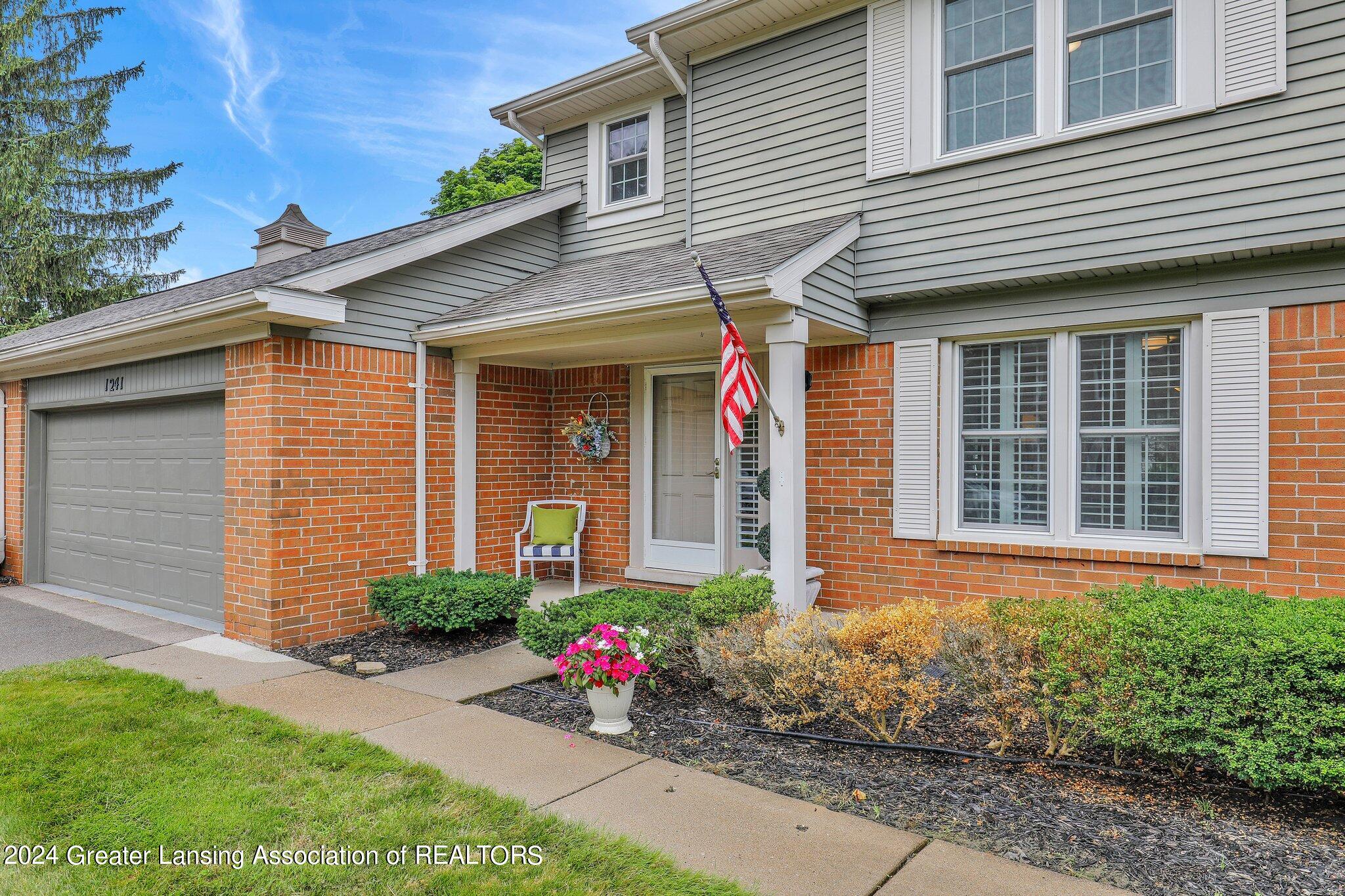 1241 Glenmeadow Lane