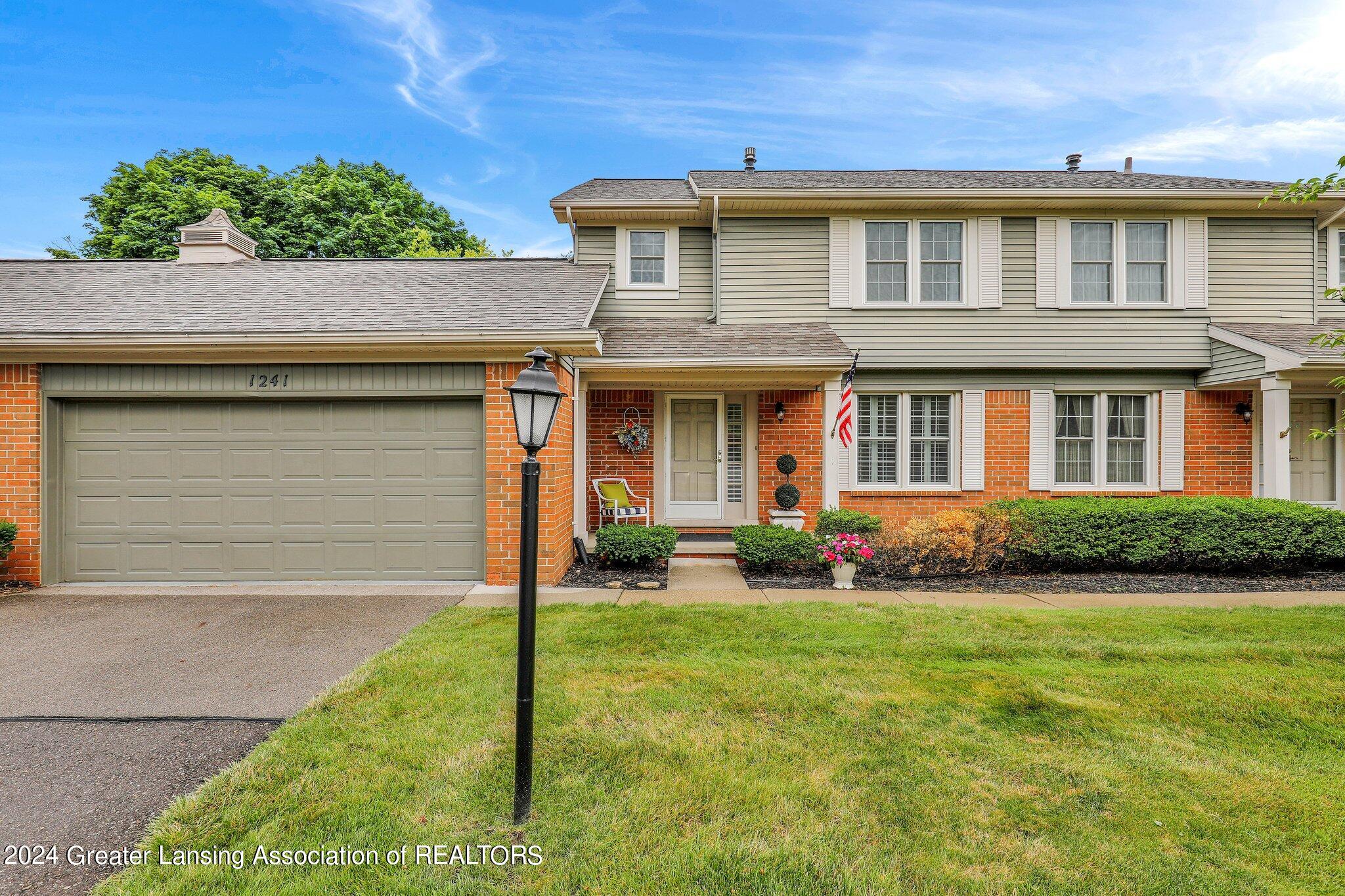 1241 Glenmeadow Lane