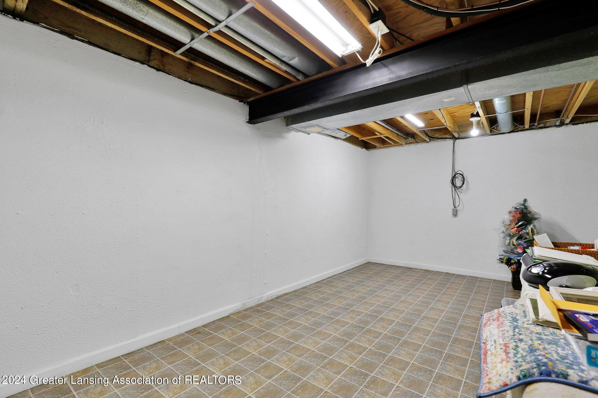 1241 Glenmeadow Lane