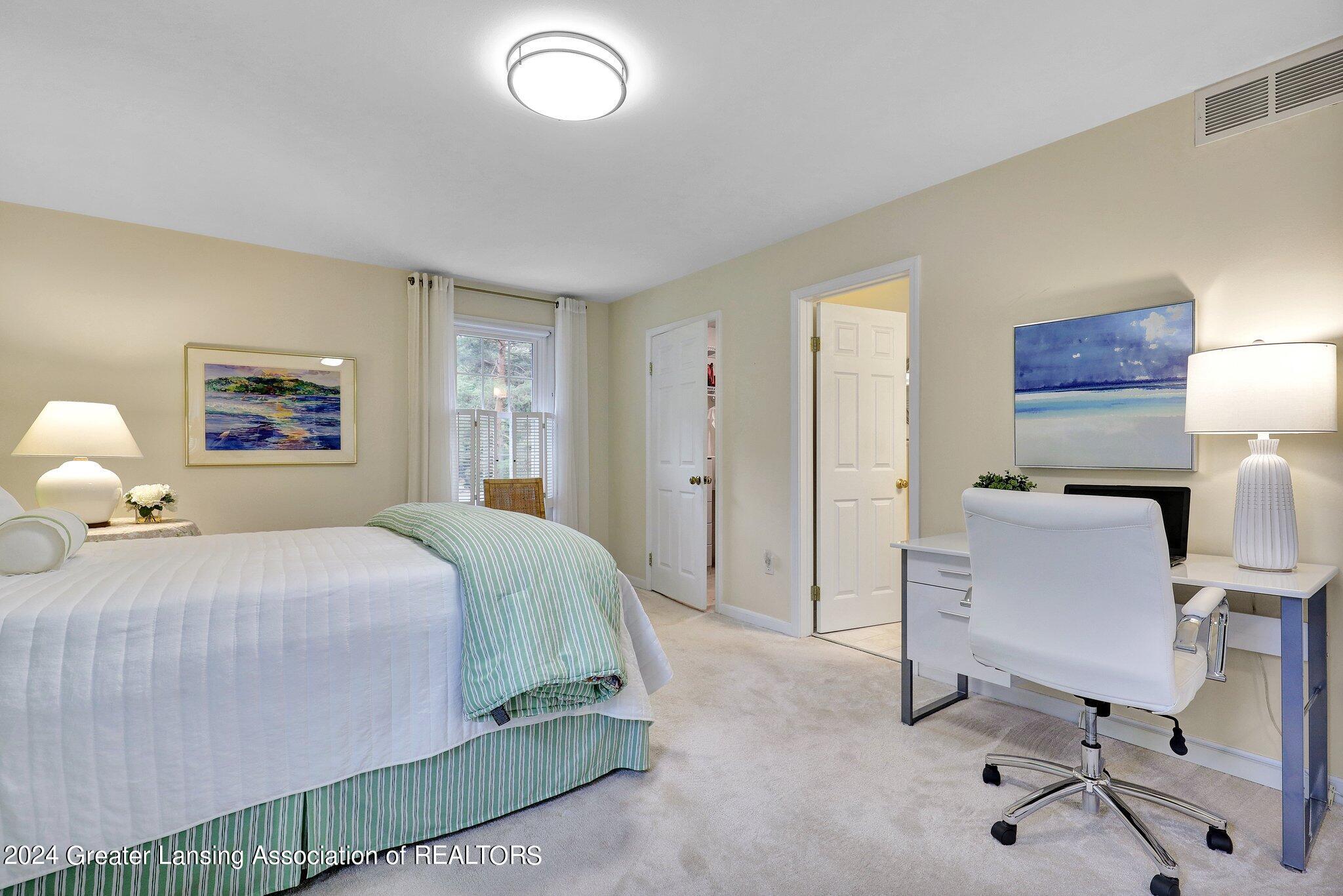1241 Glenmeadow Lane