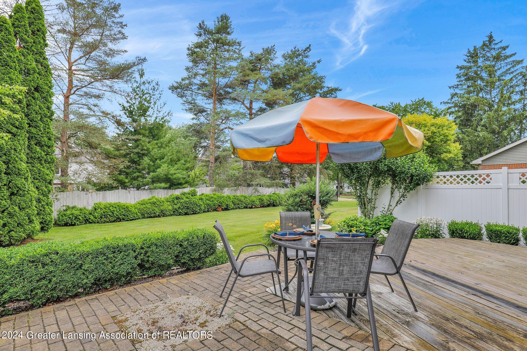 1241 Glenmeadow Lane