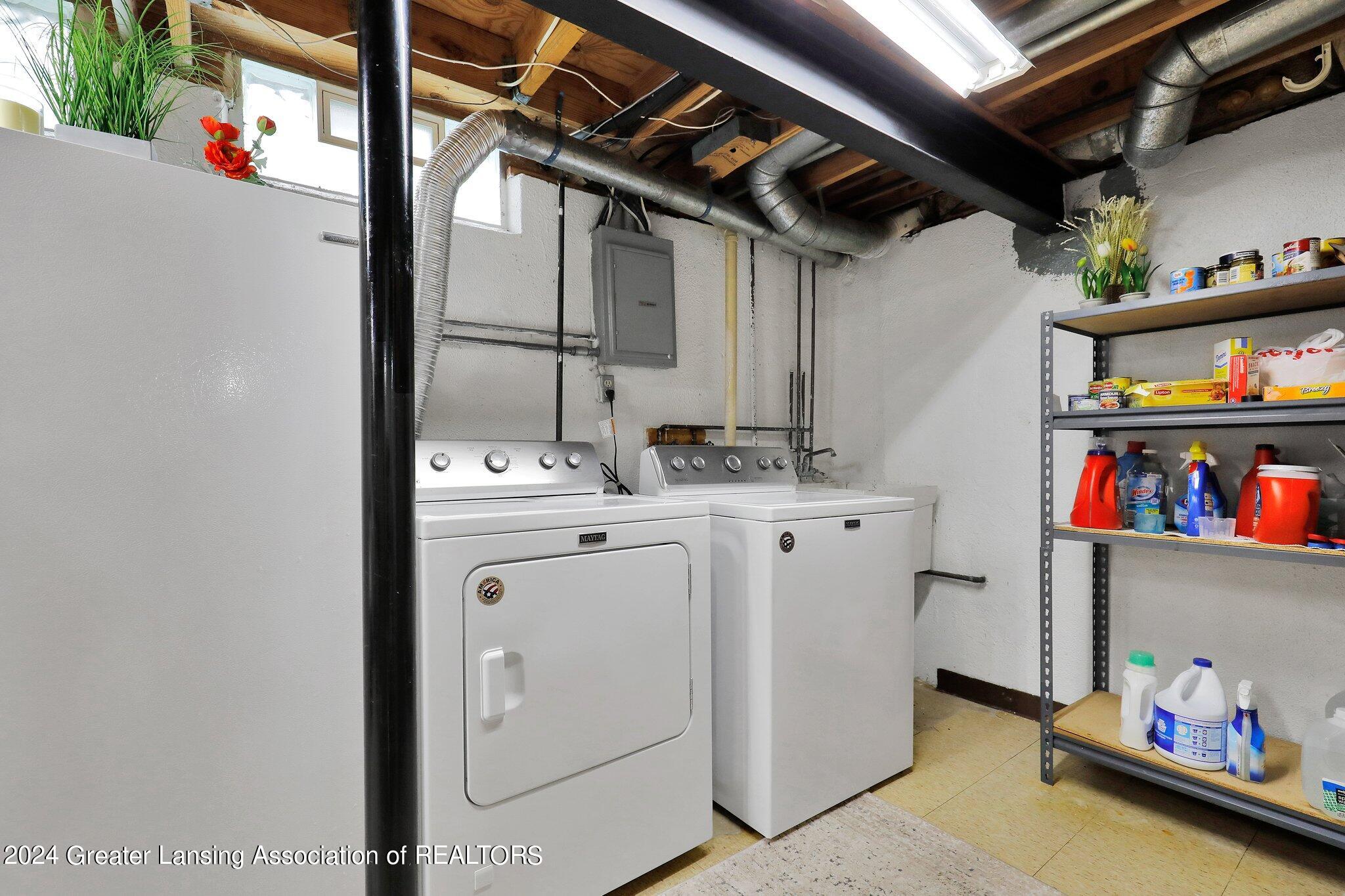 1241 Glenmeadow Lane