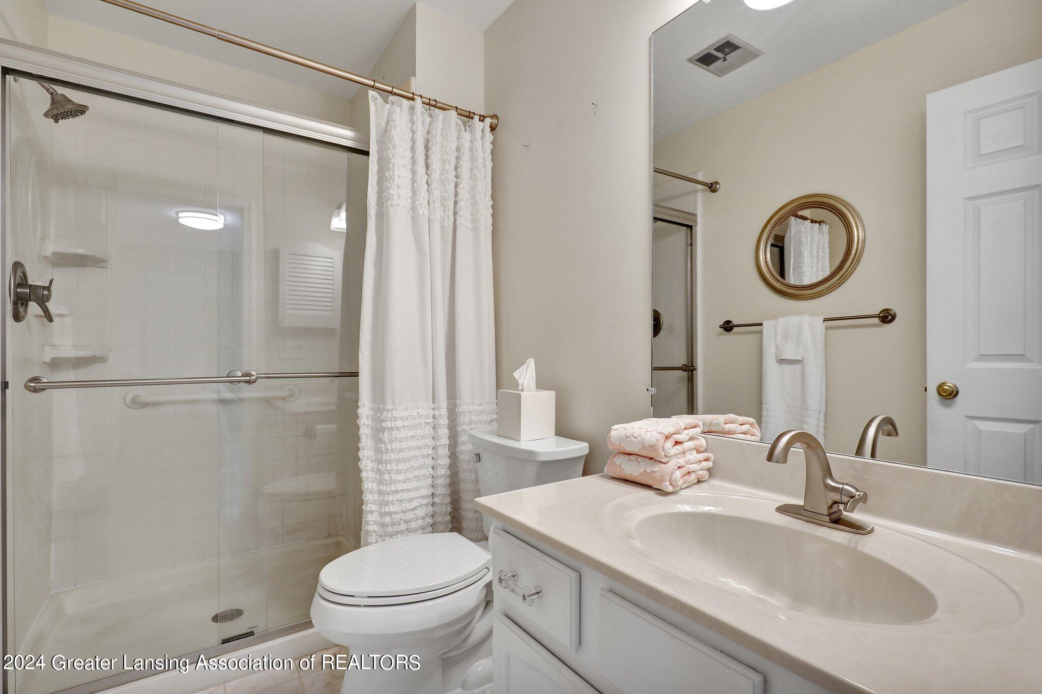 1241 Glenmeadow Lane