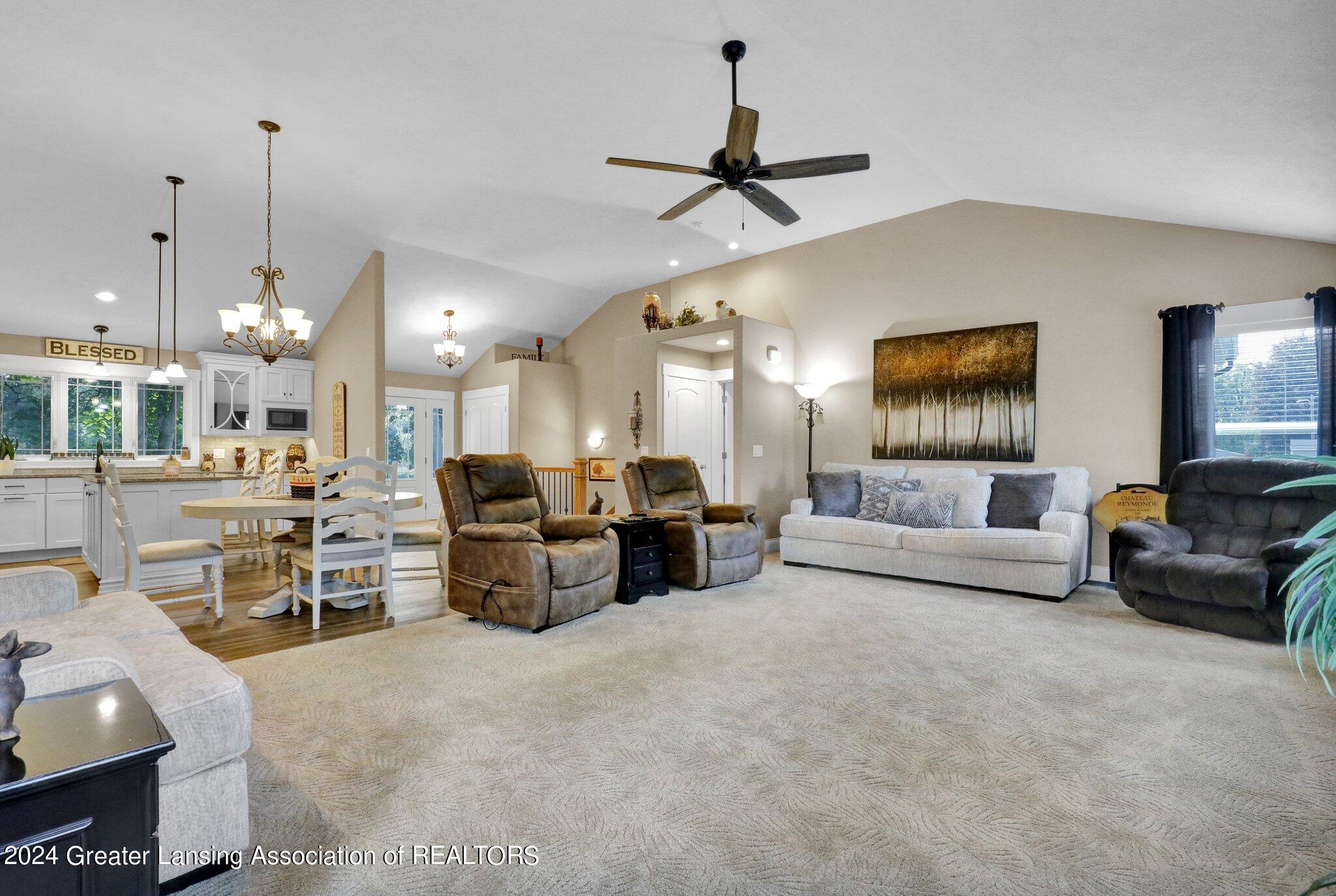 6235 E Round Lake Road