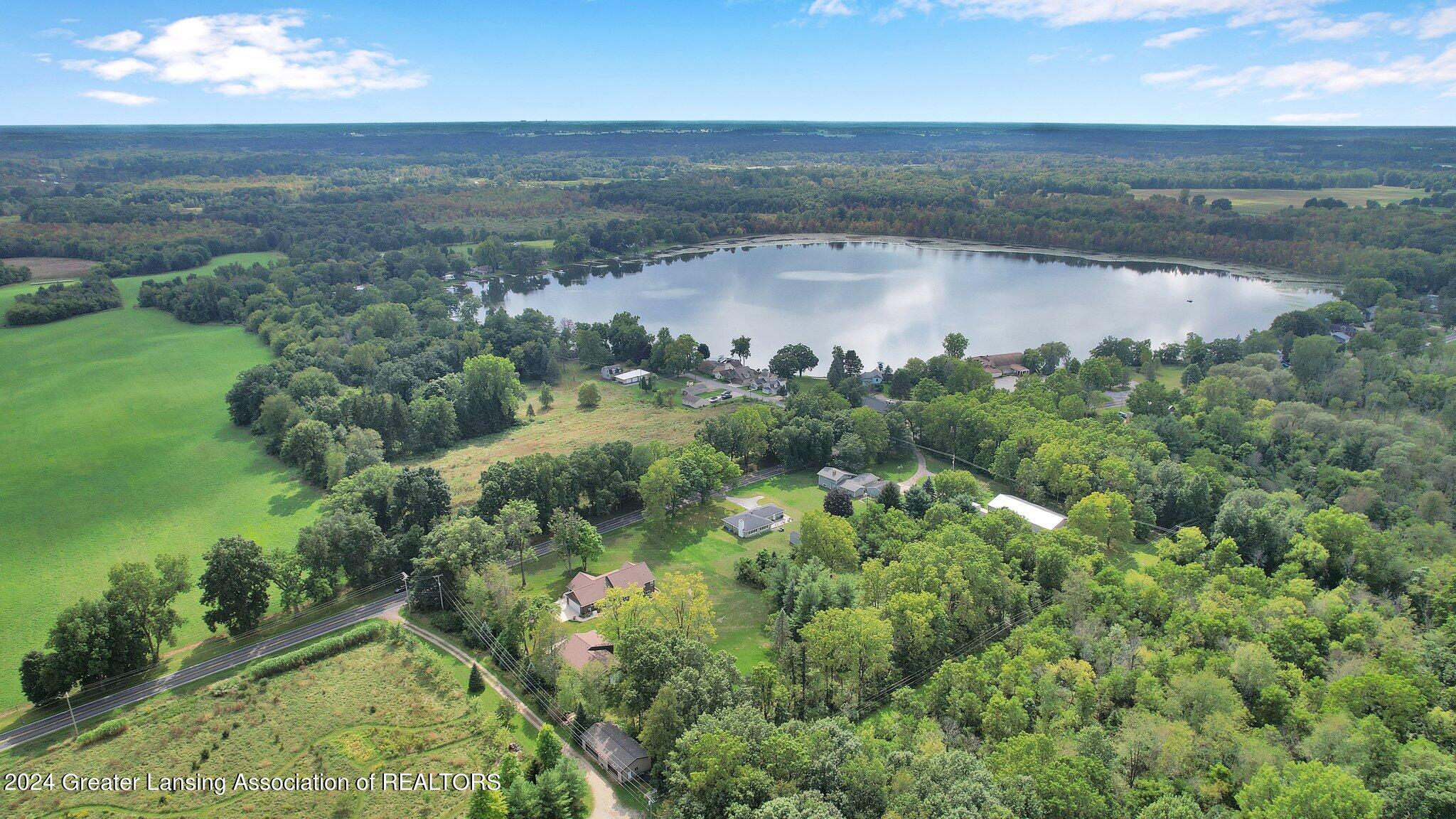 6235 E Round Lake Road