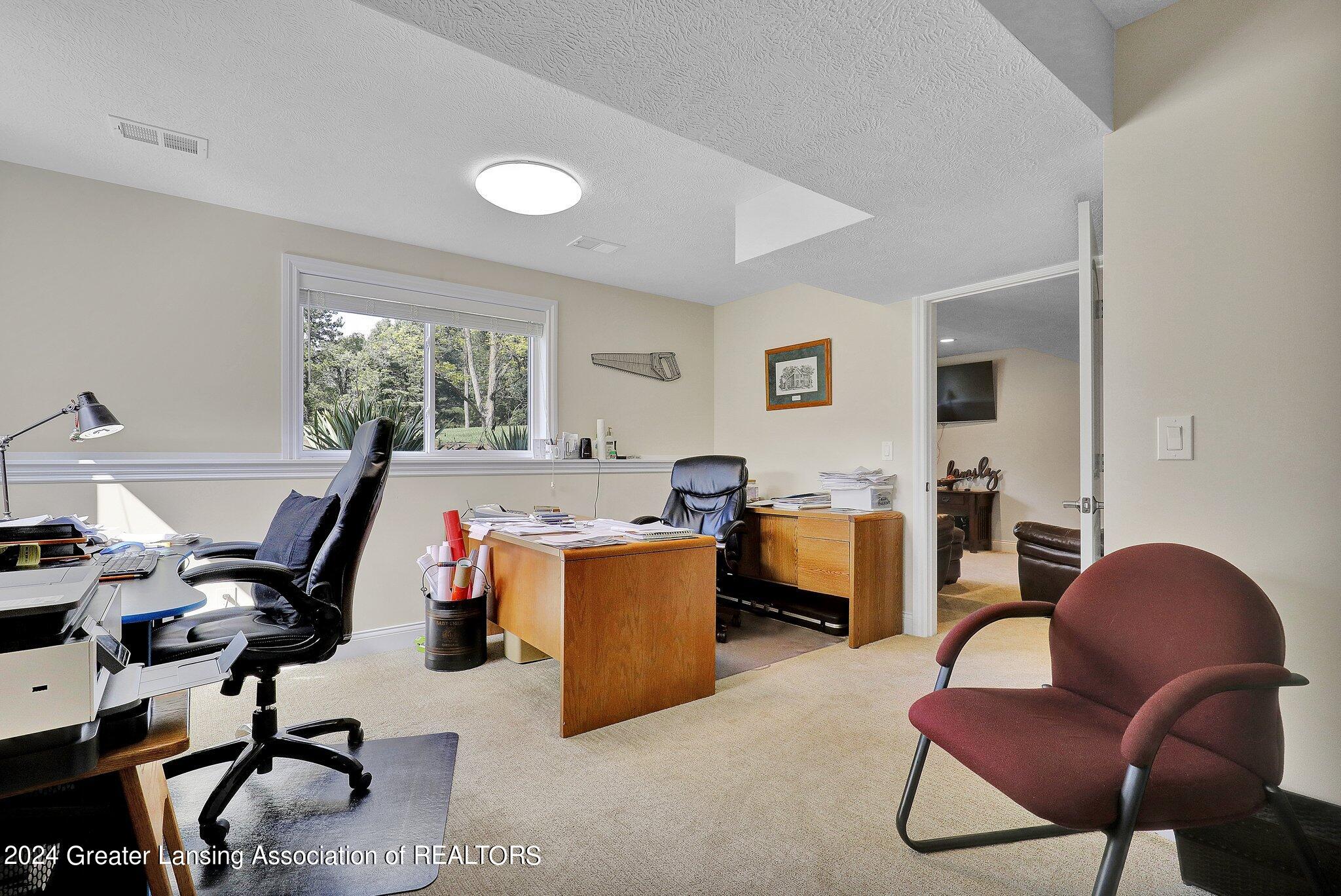 6235 E Round Lake Road