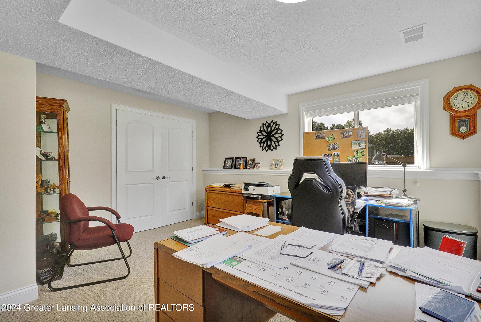 6235 E Round Lake Road