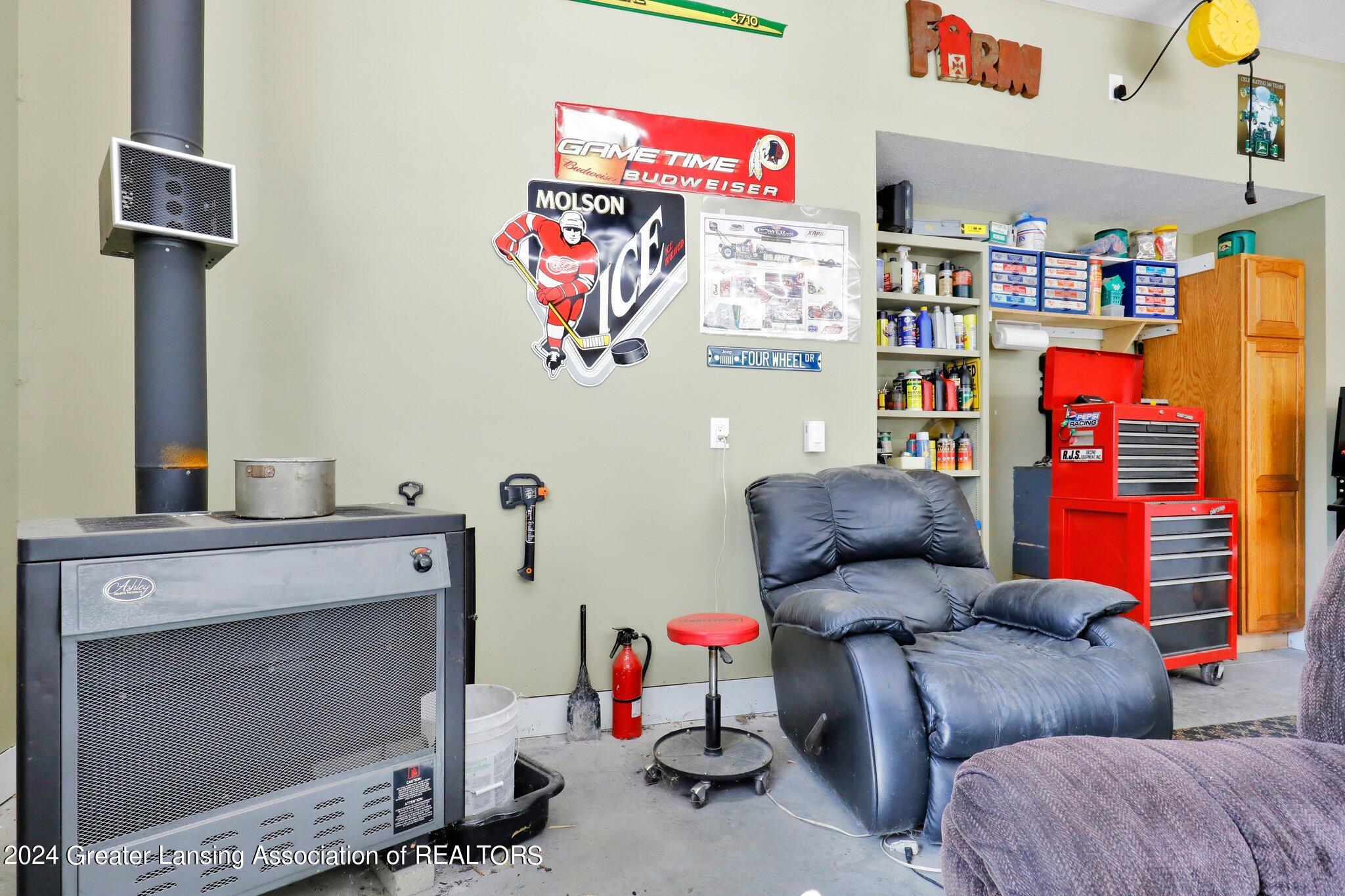 6235 E Round Lake Road