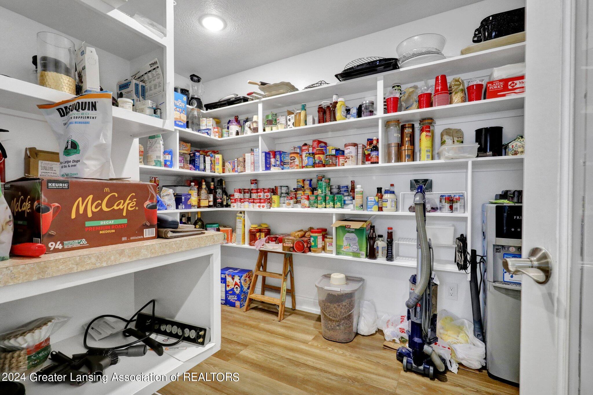 6235 E Round Lake Road