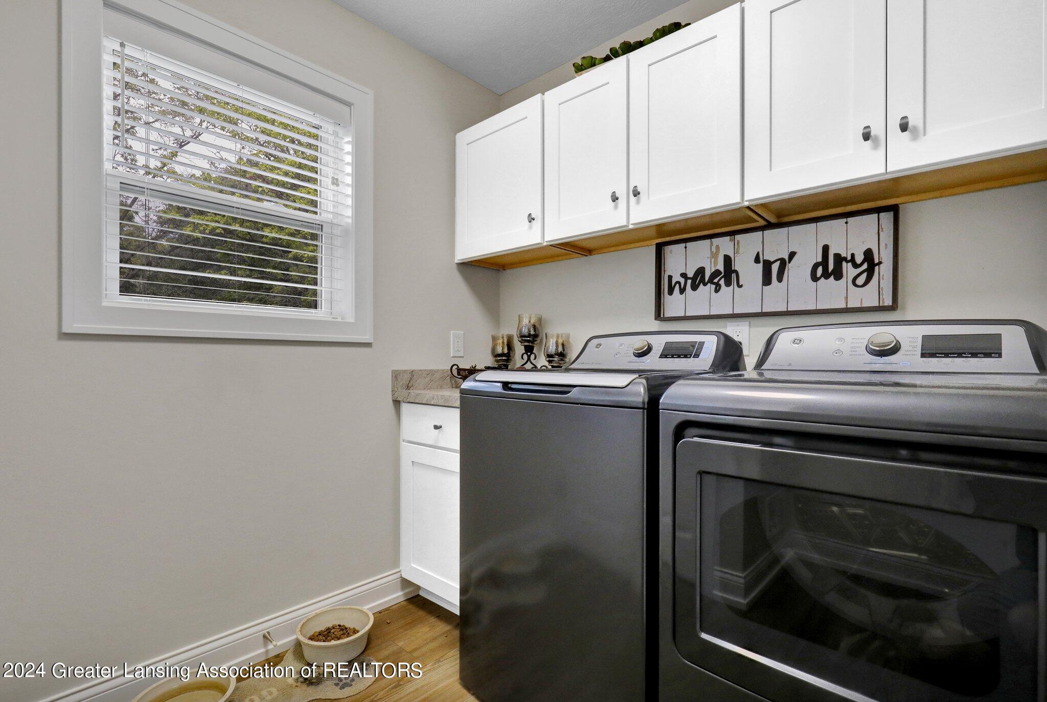 6235 E Round Lake Road