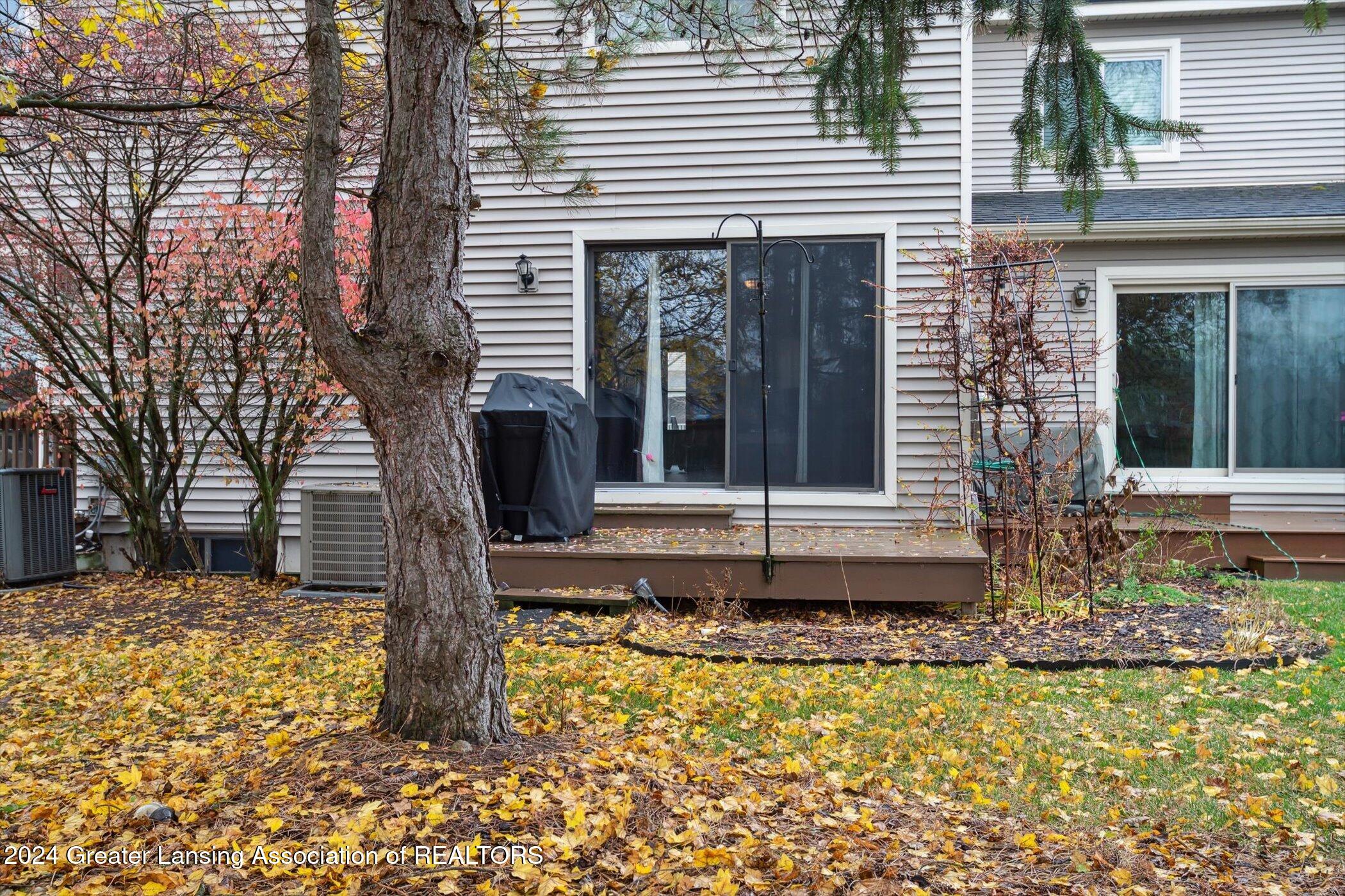 1243 Zimmer Place