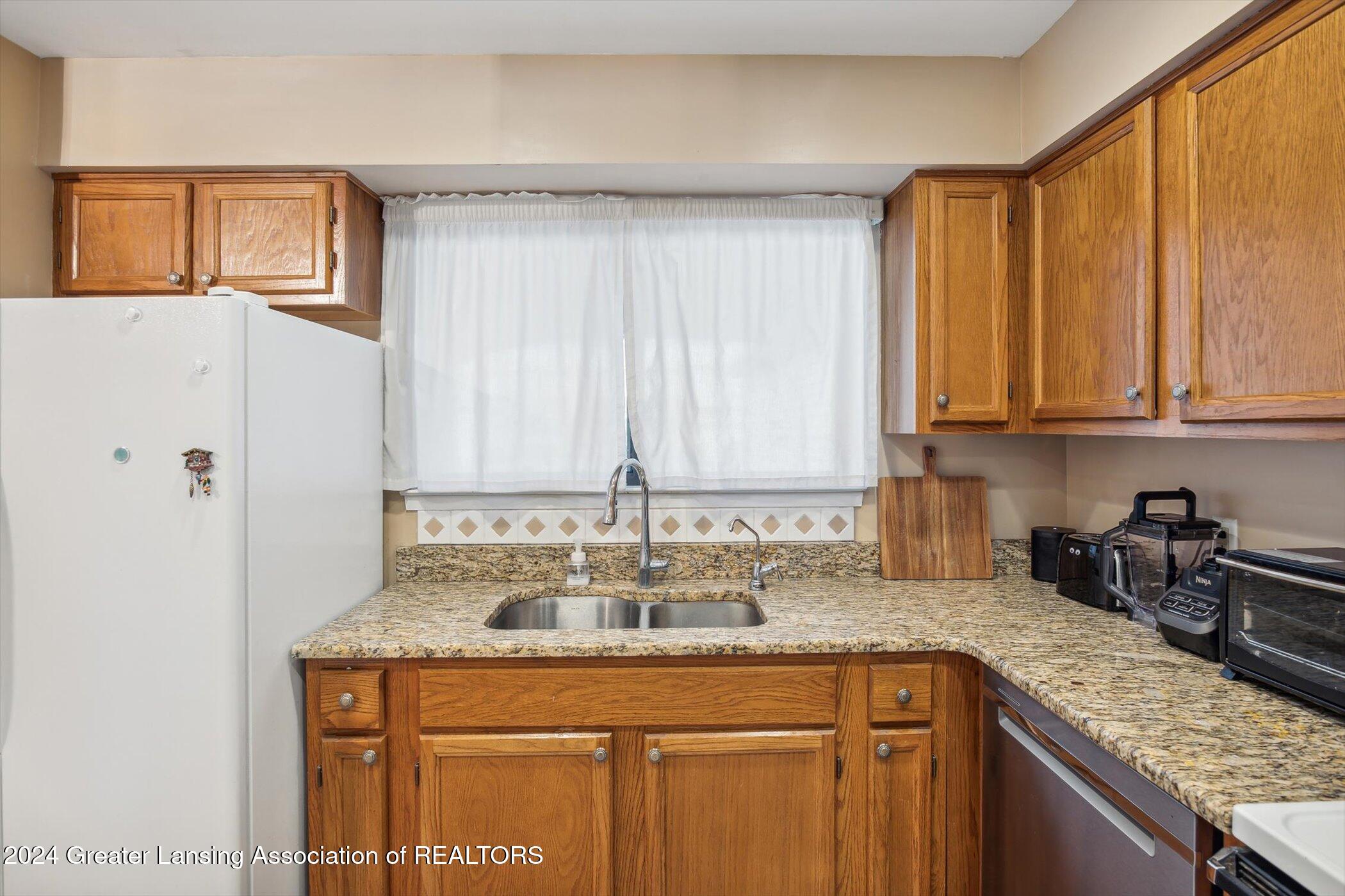 1243 Zimmer Place
