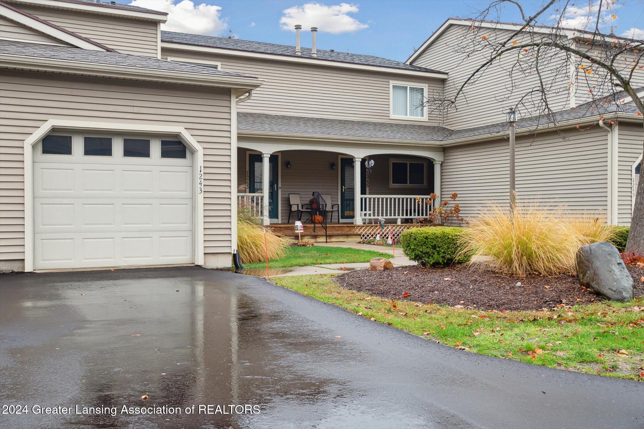 1243 Zimmer Place