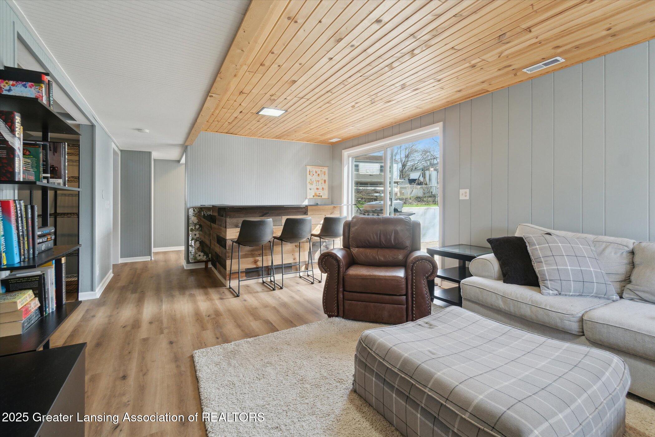 1814 Springfield Lane