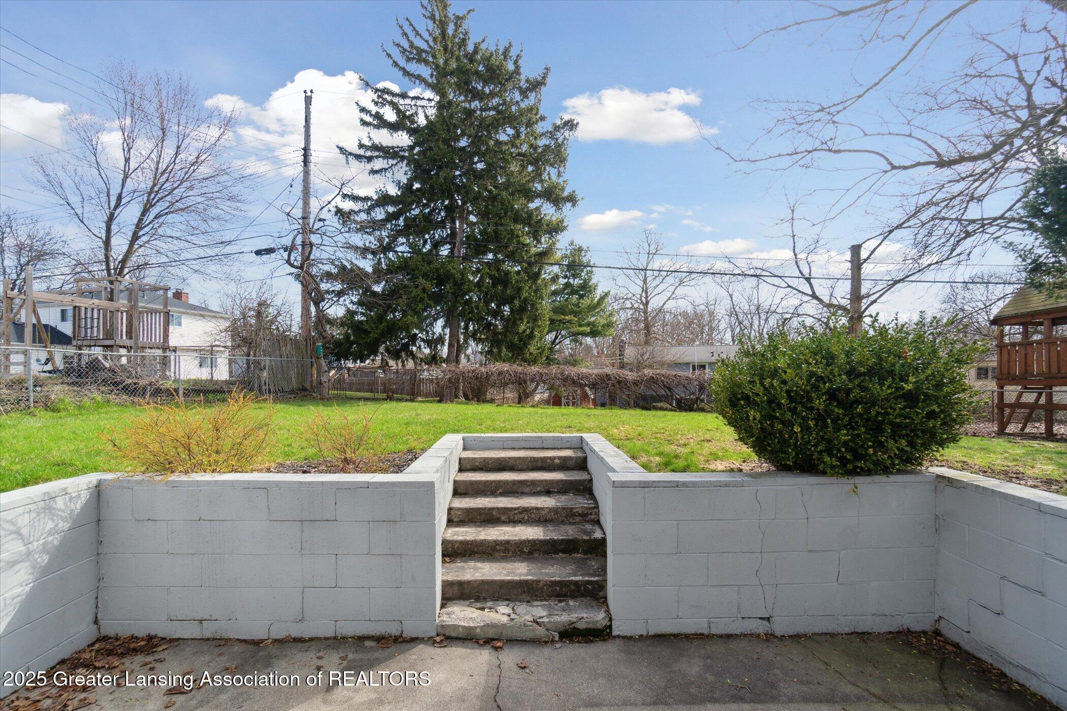 1814 Springfield Lane