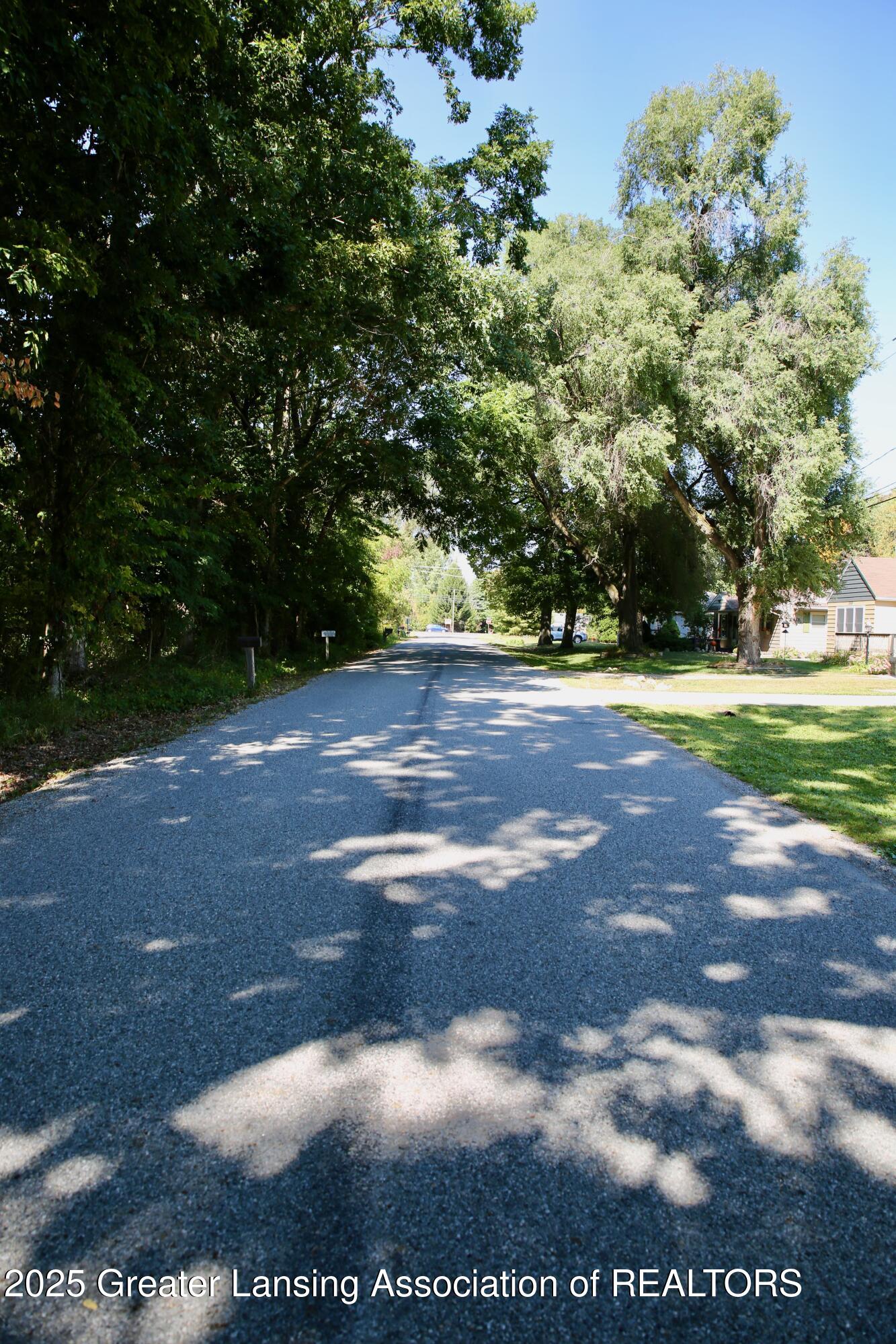 1946 Gunn Road