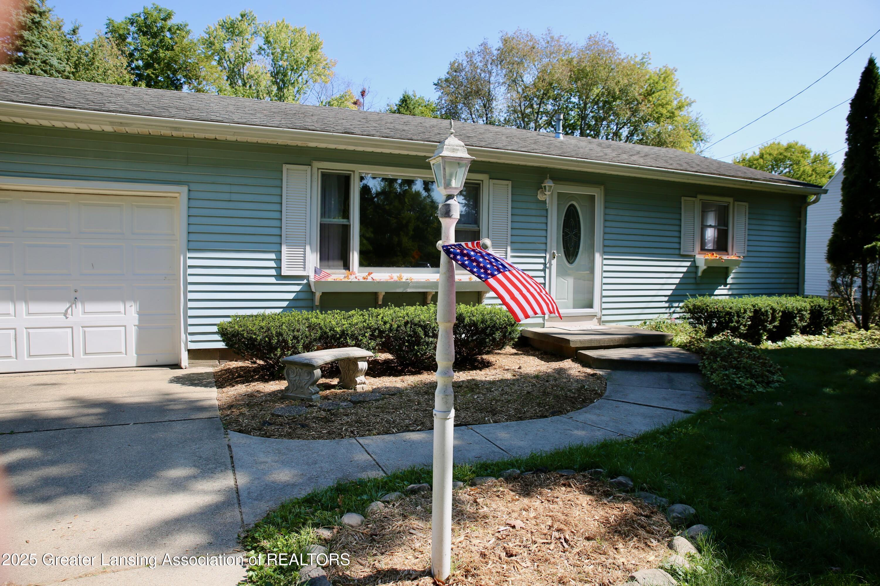 1946 Gunn Road