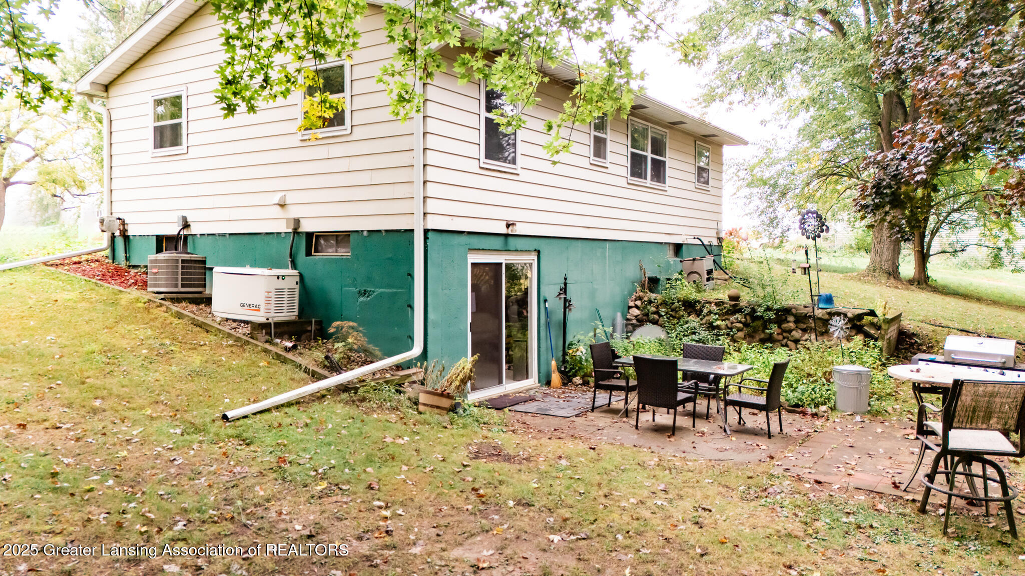 4755 Carlisle Highway