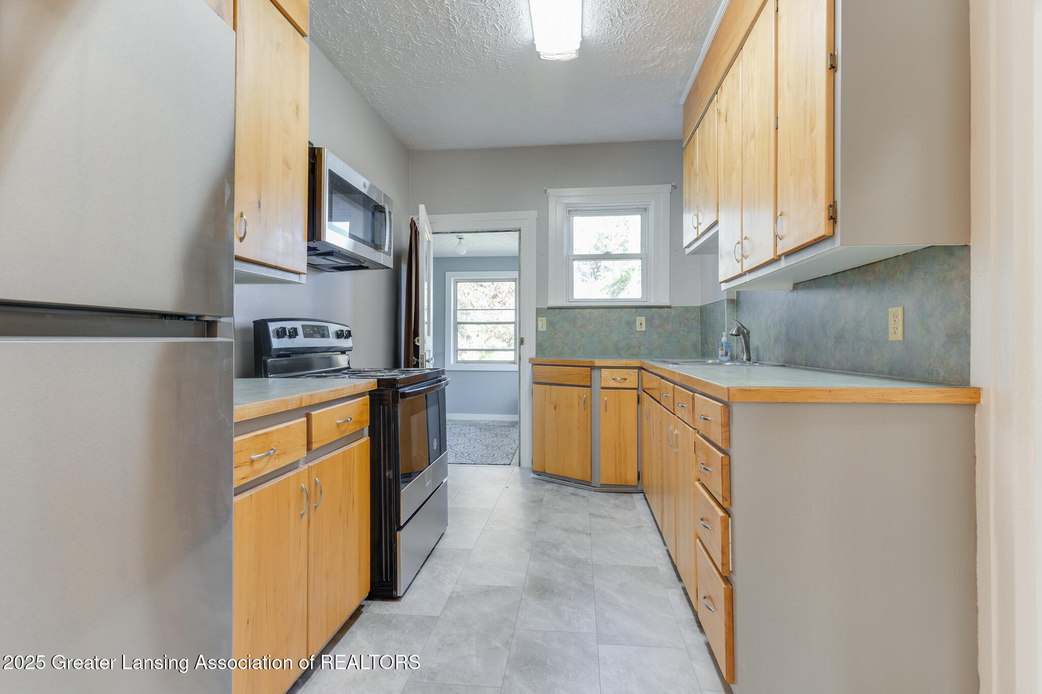 7561 Clark Road