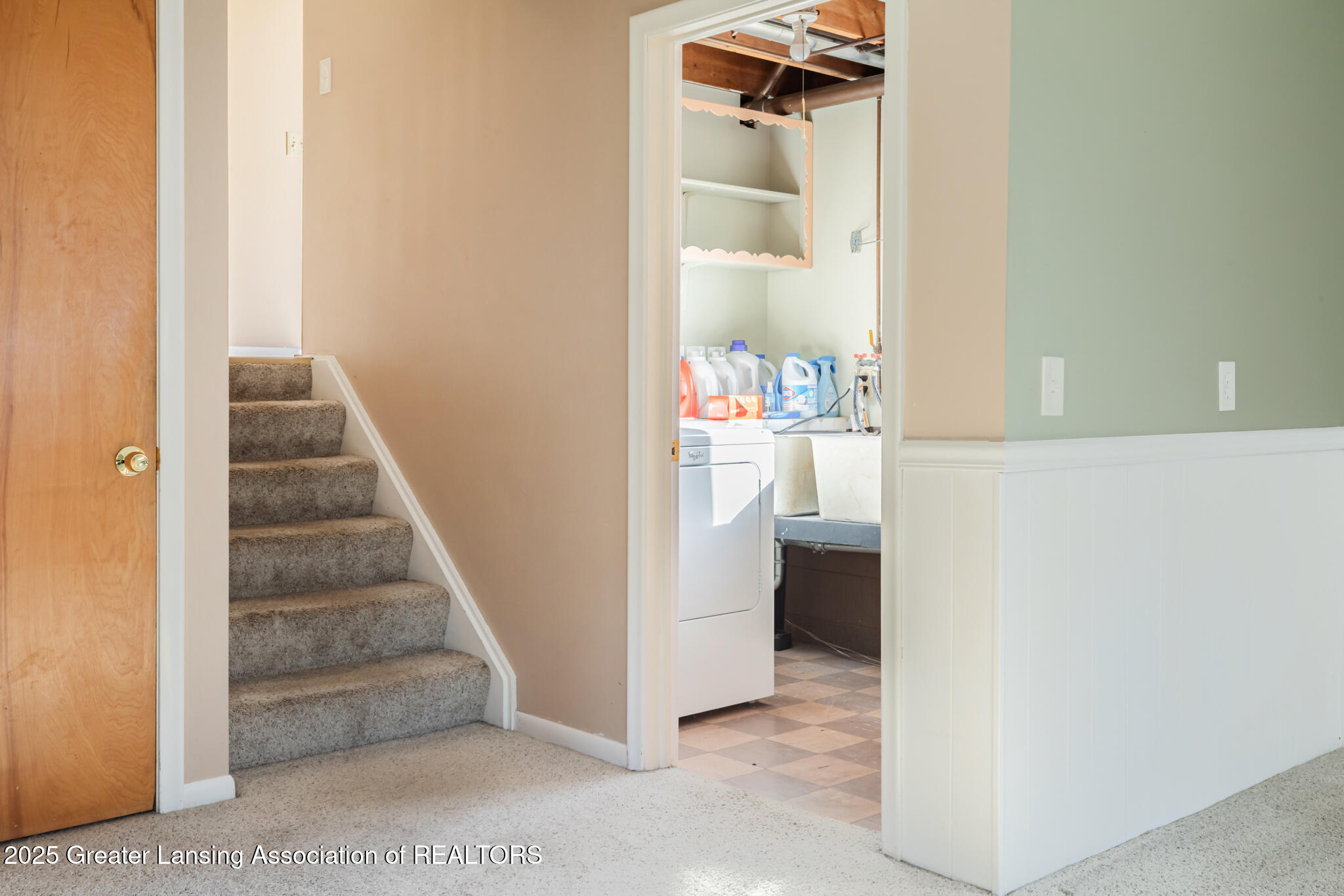 29 E Oliver Drive
