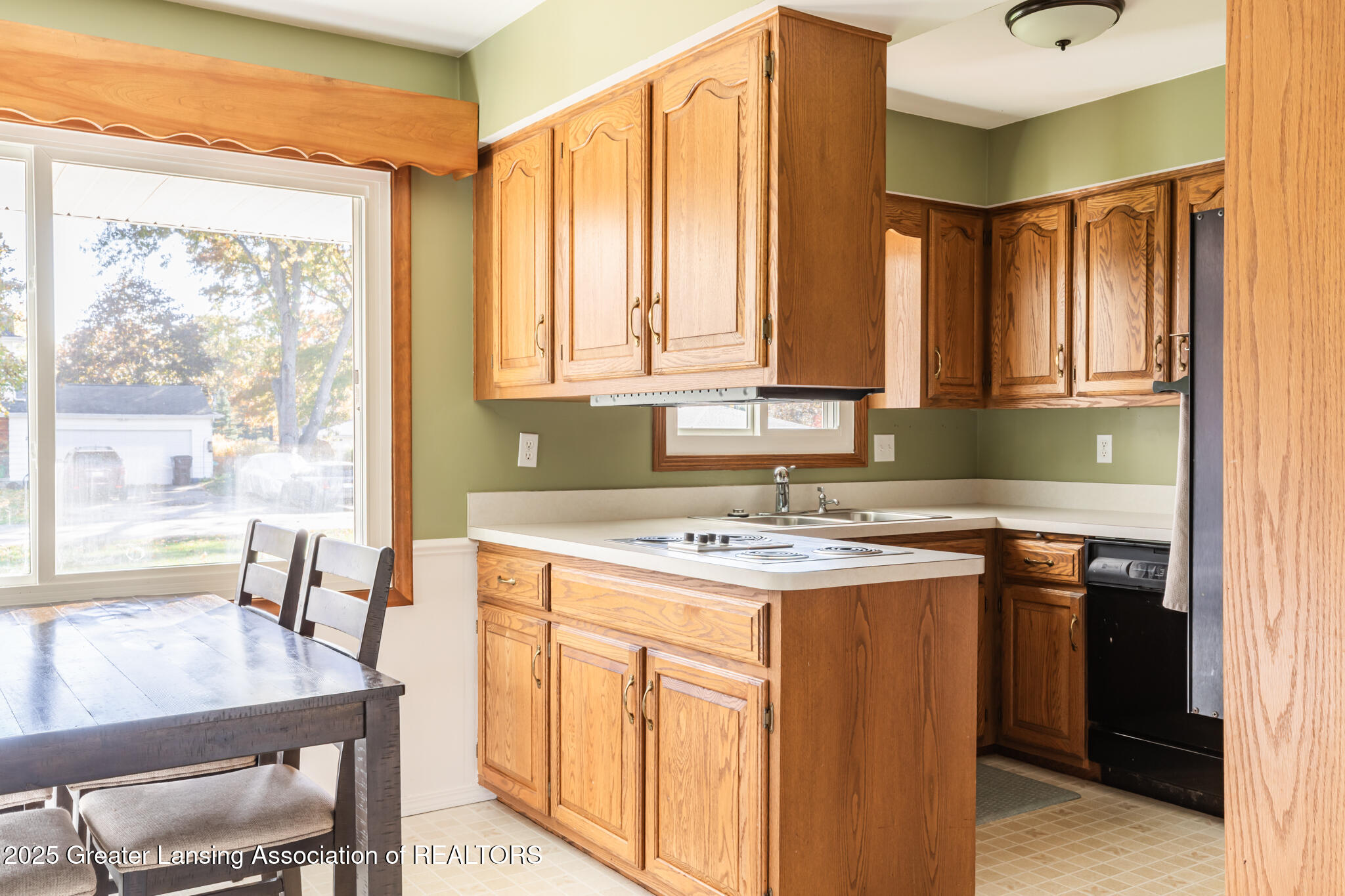 29 E Oliver Drive