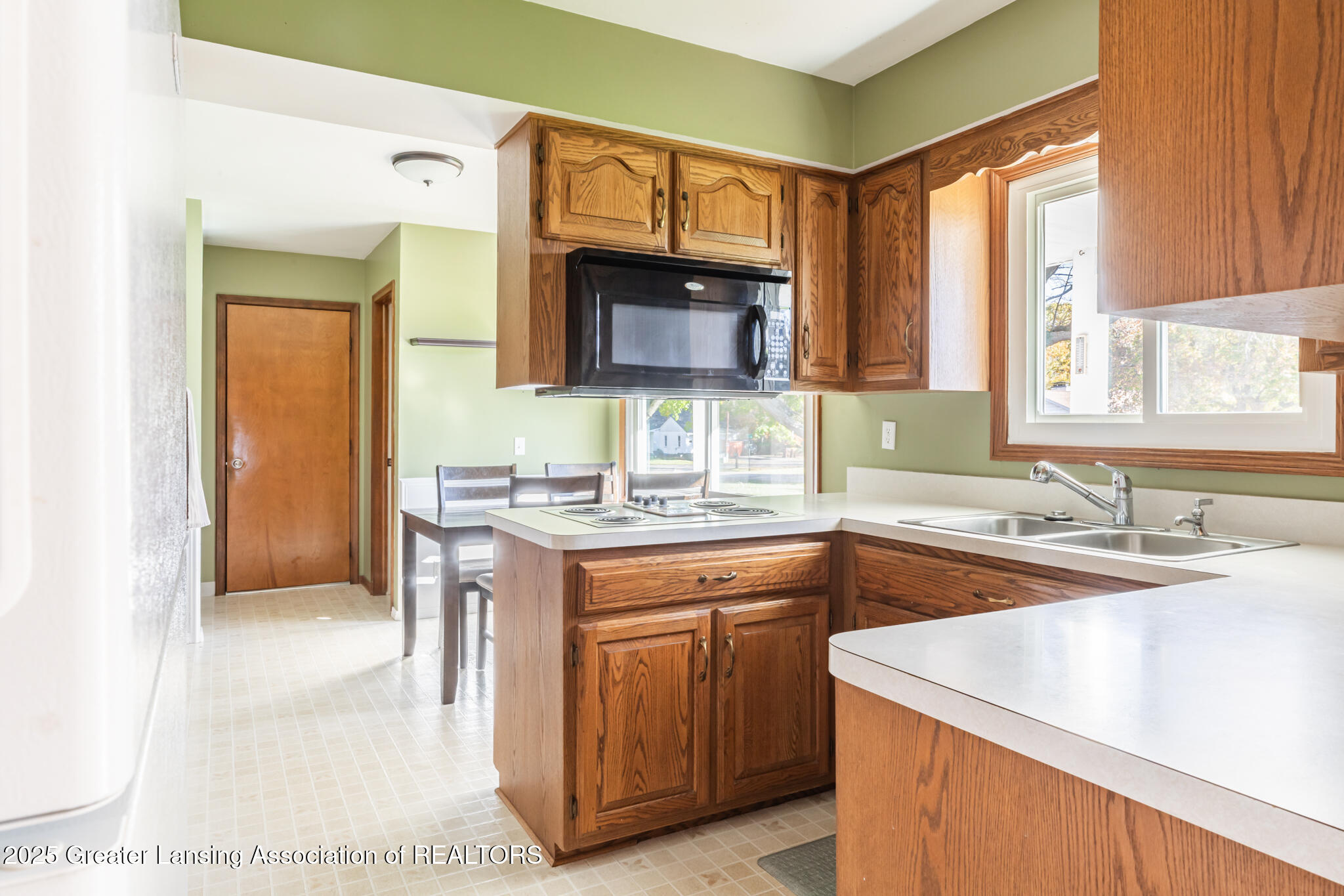 29 E Oliver Drive