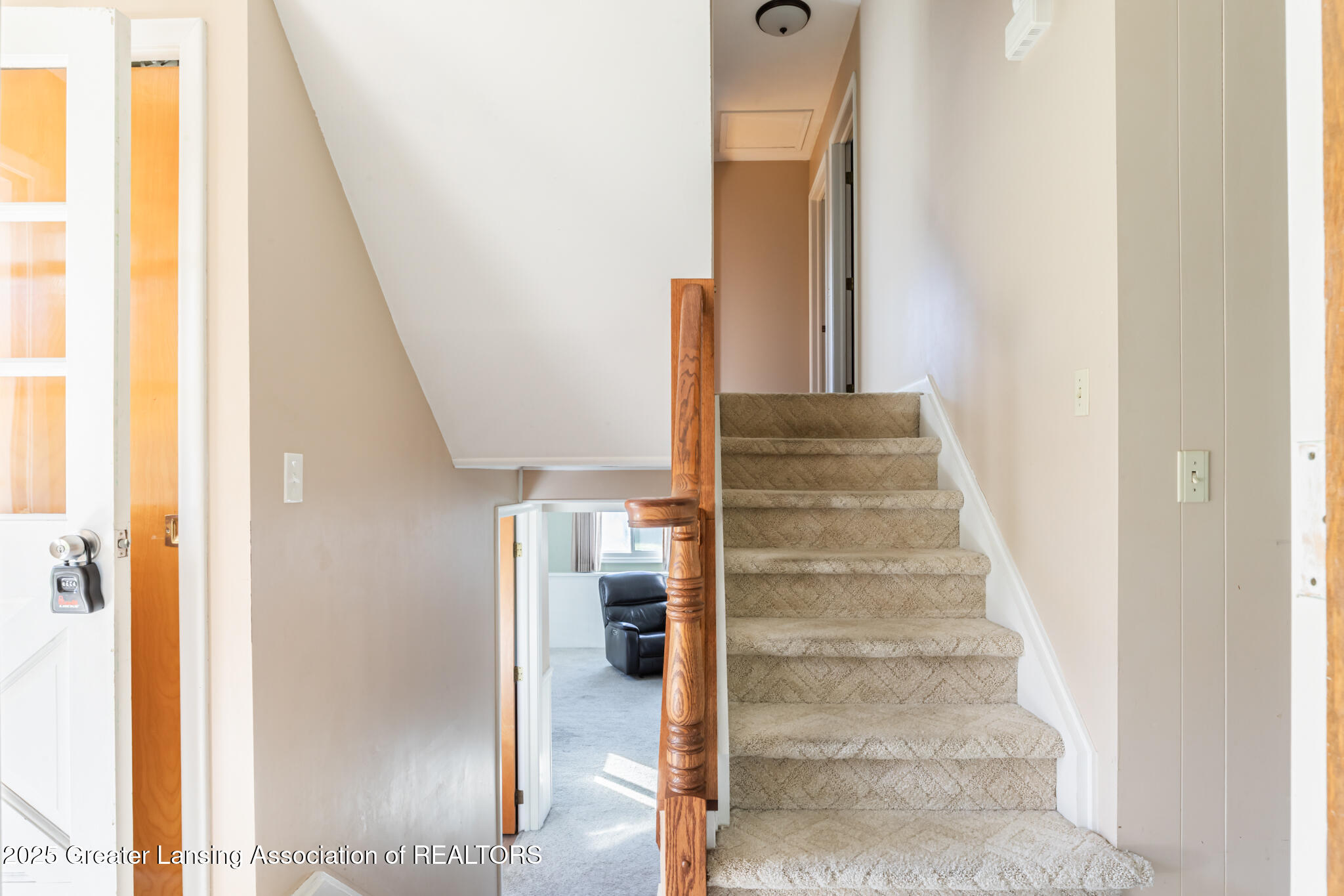 29 E Oliver Drive