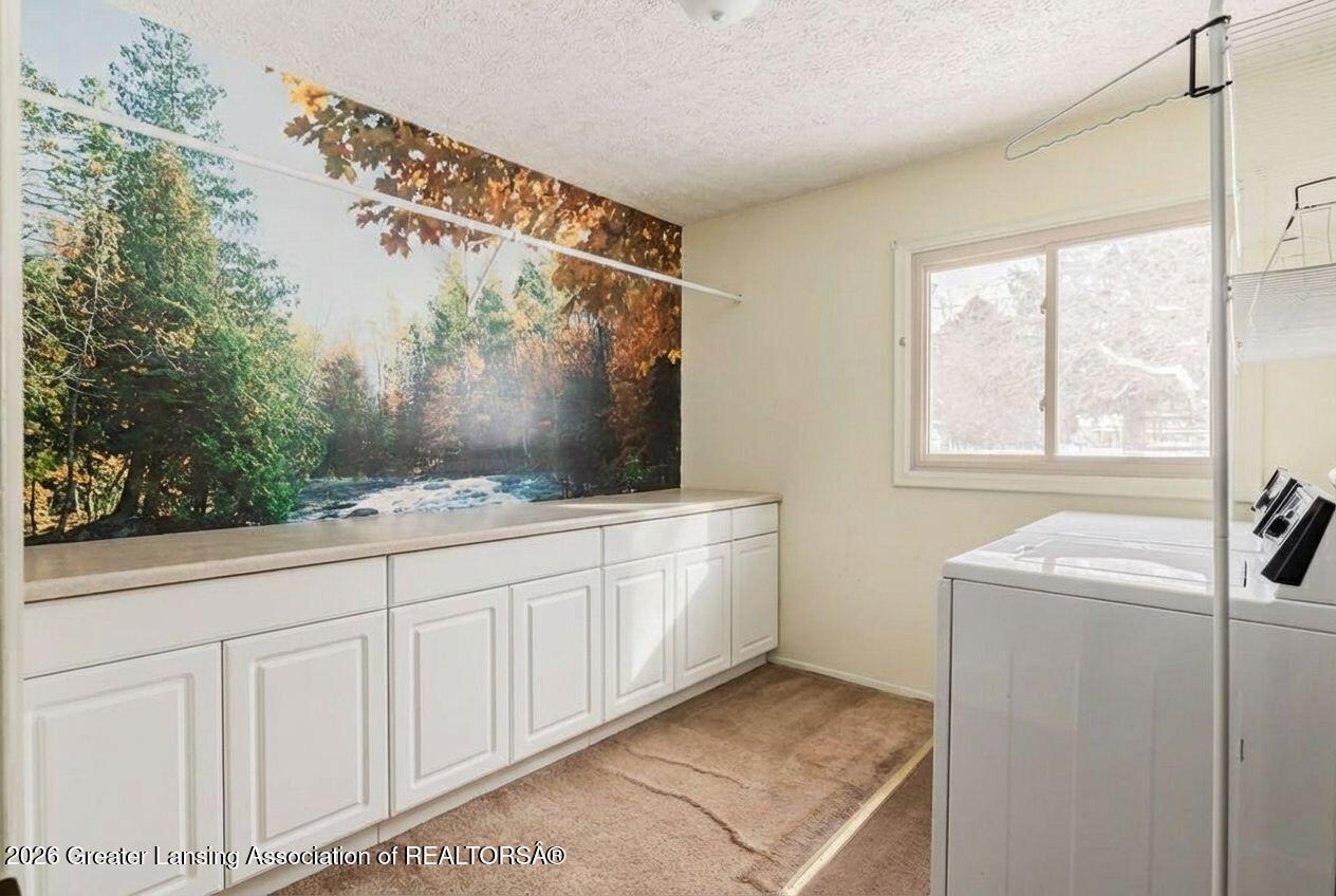 13894 Luroma Circle, DeWitt