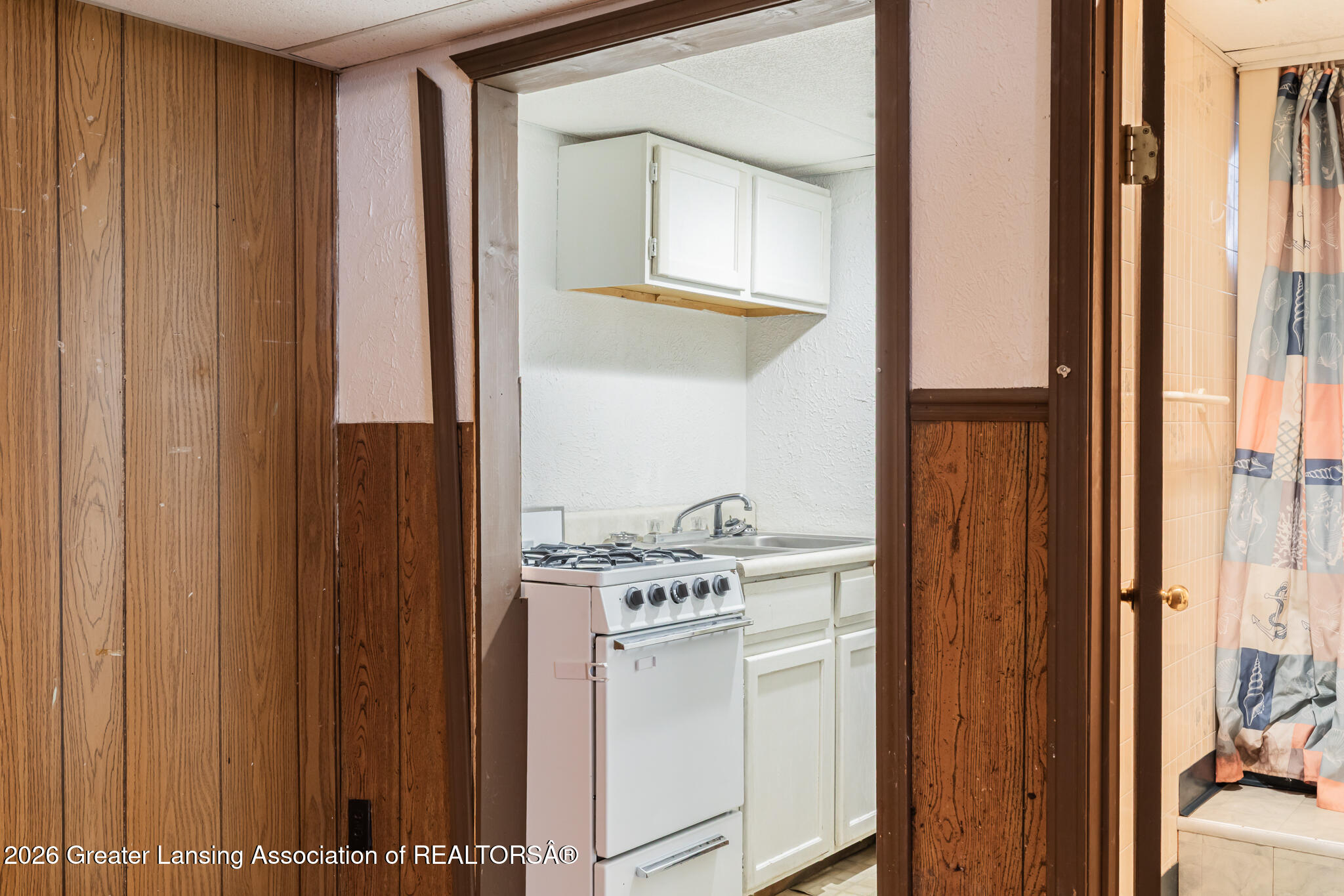 13894 Luroma Circle, DeWitt