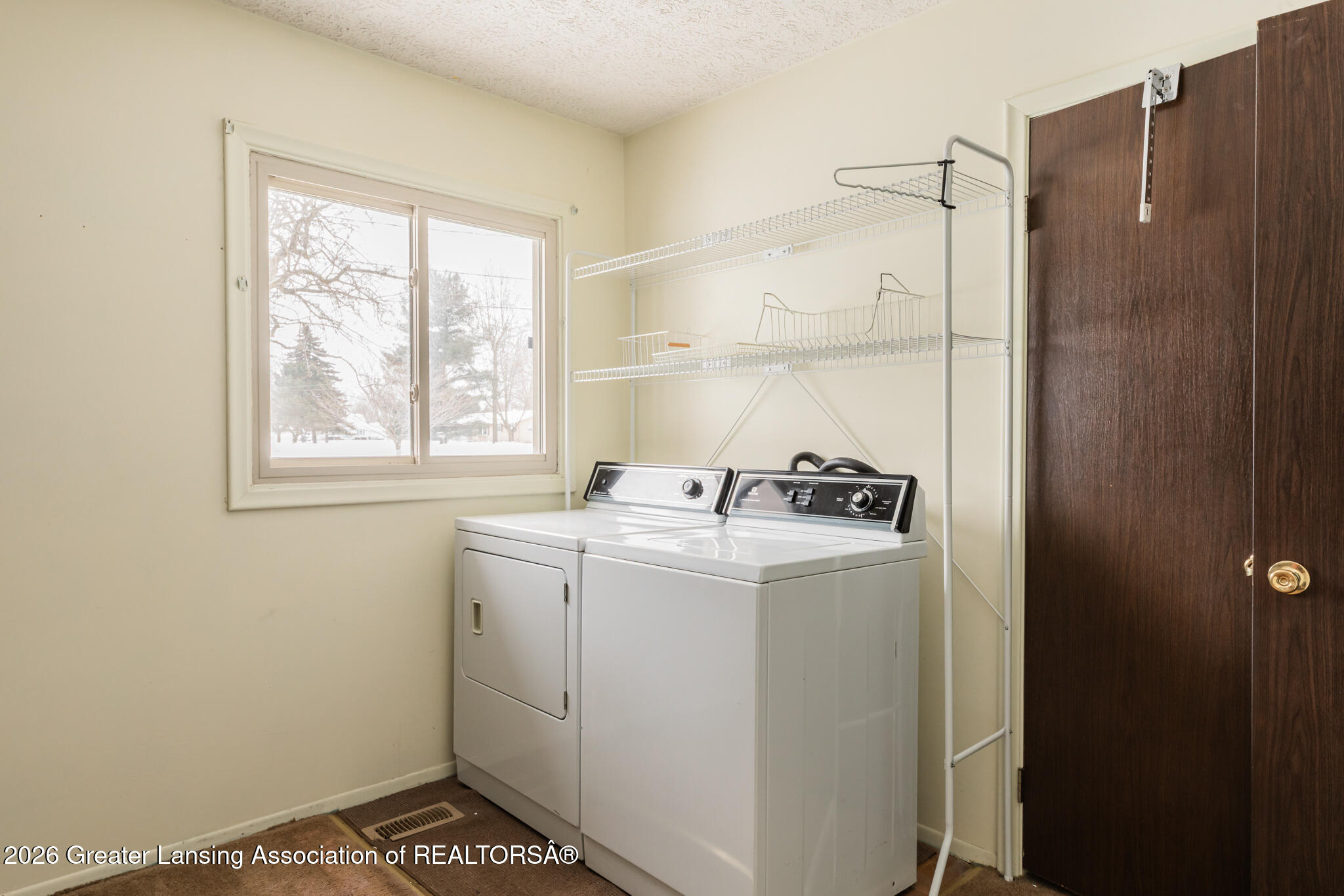 13894 Luroma Circle, DeWitt