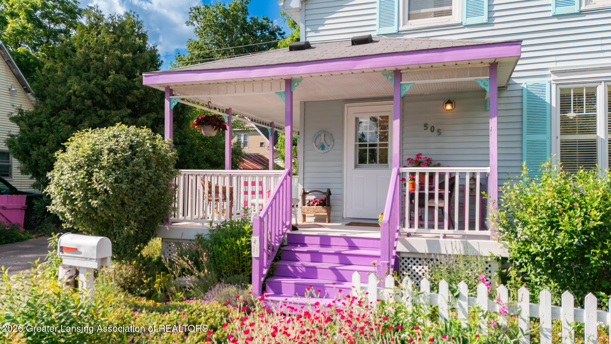 505 E Grand River Avenue