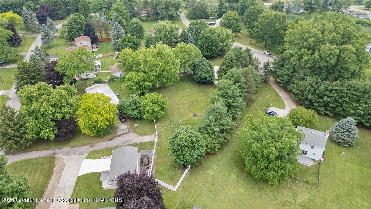 3445 Dorothy Lane