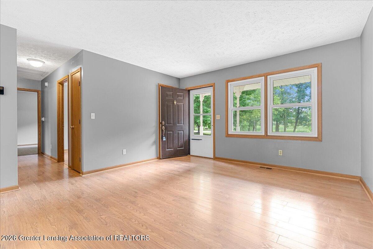 3445 Dorothy Lane