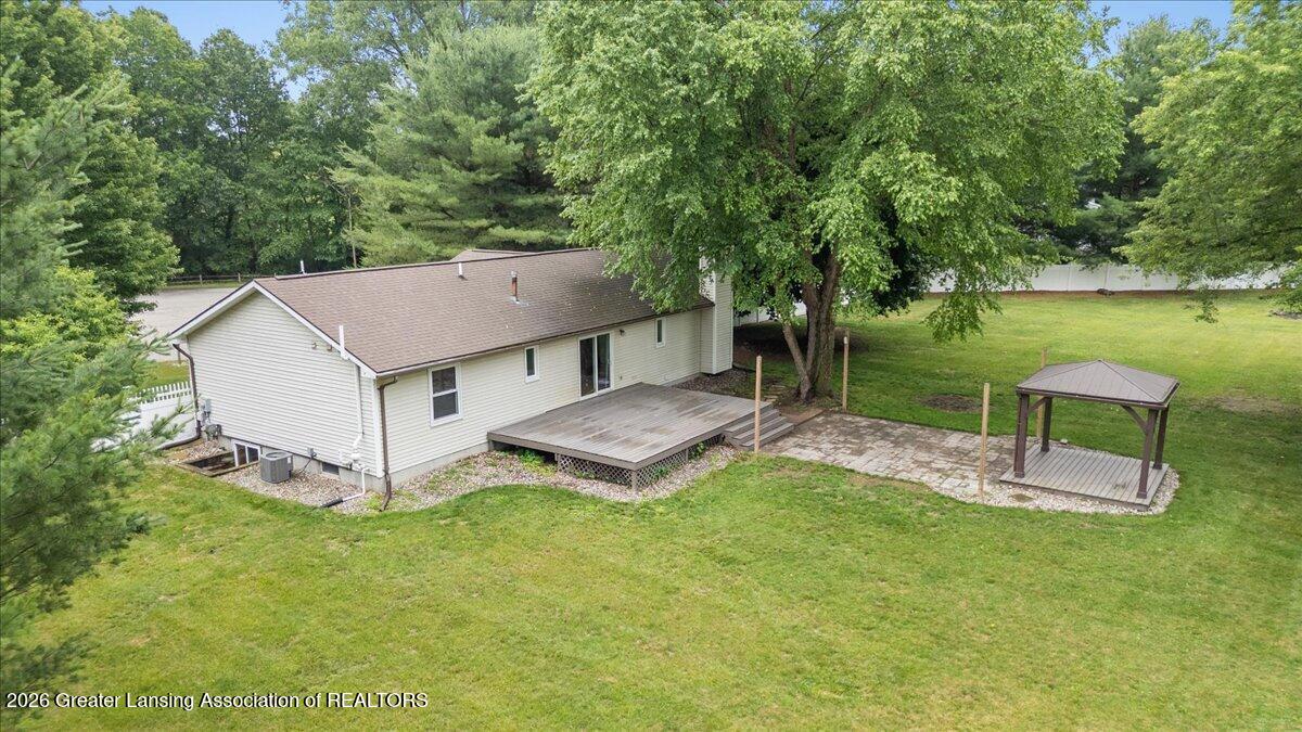 3445 Dorothy Lane