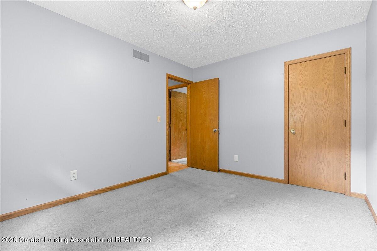 3445 Dorothy Lane