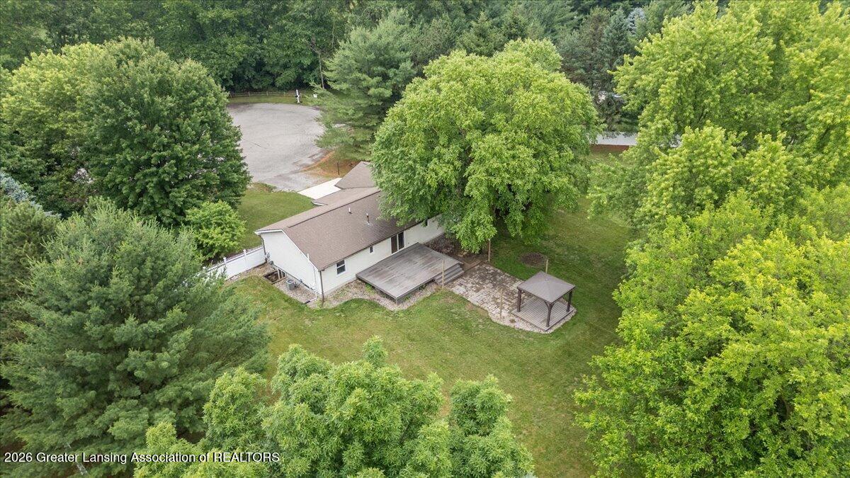 3445 Dorothy Lane