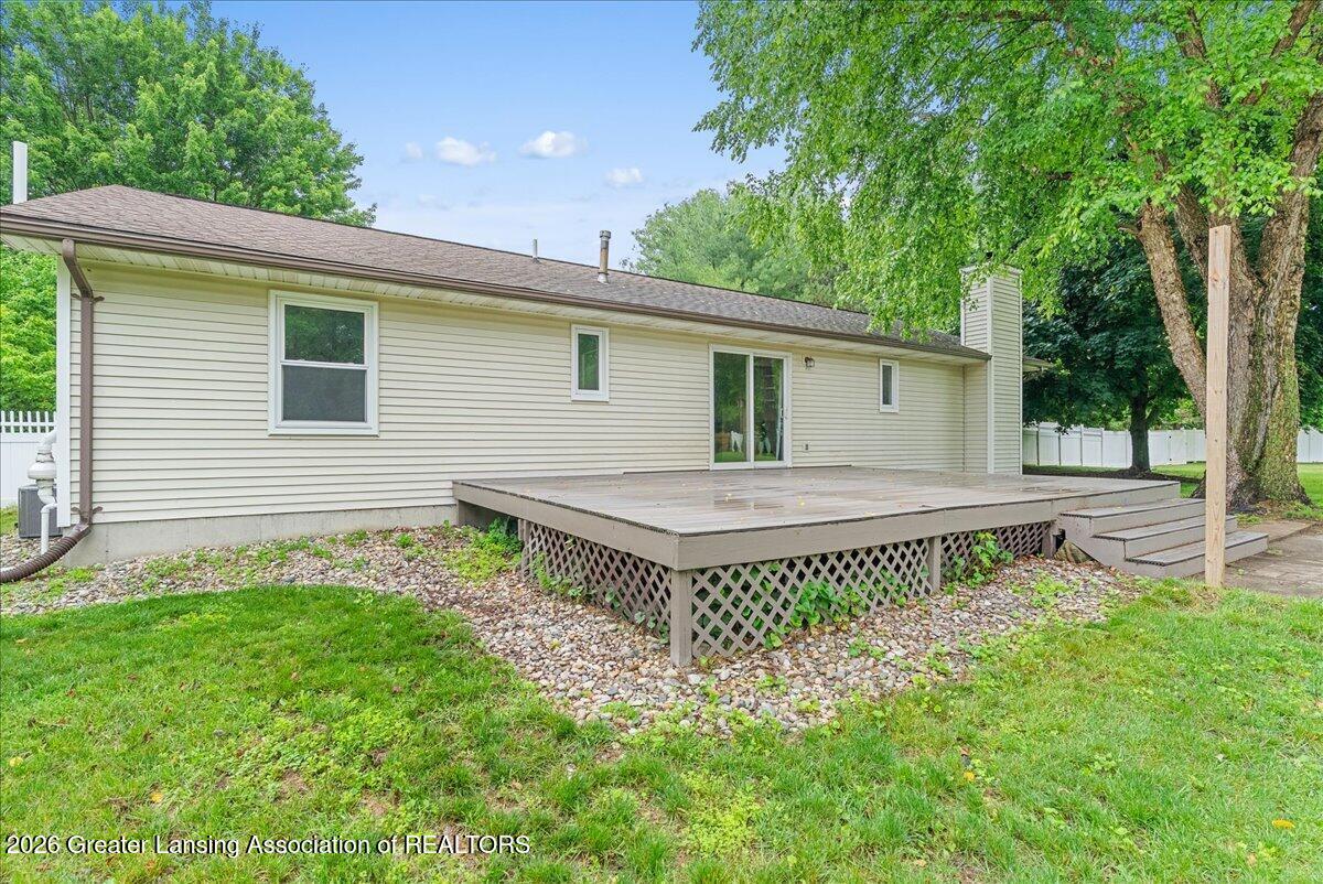 3445 Dorothy Lane