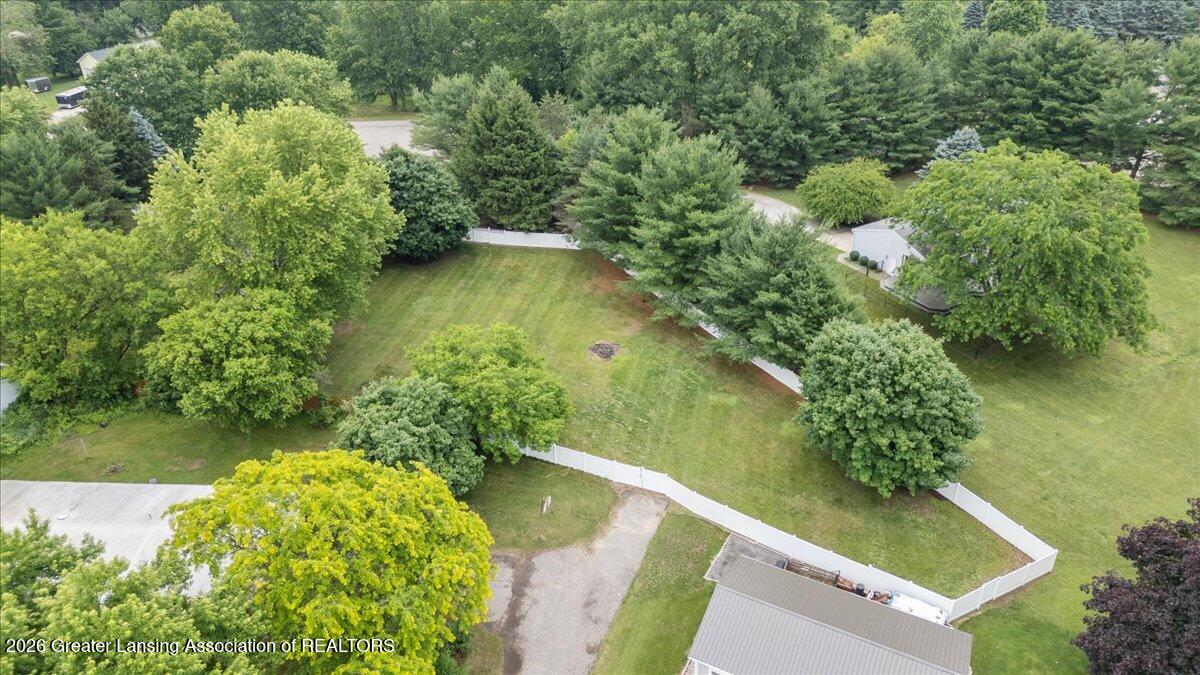 3445 Dorothy Lane