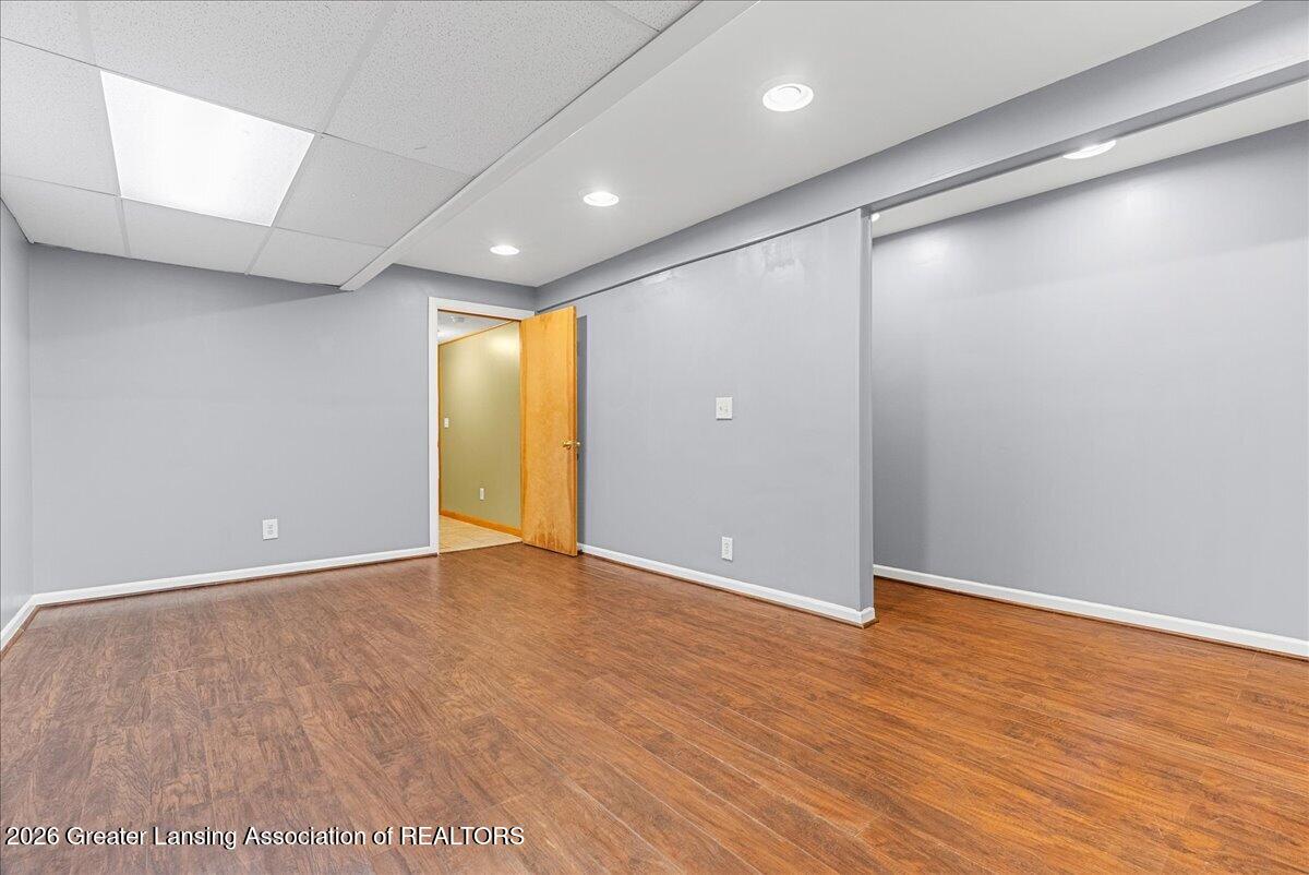 3445 Dorothy Lane