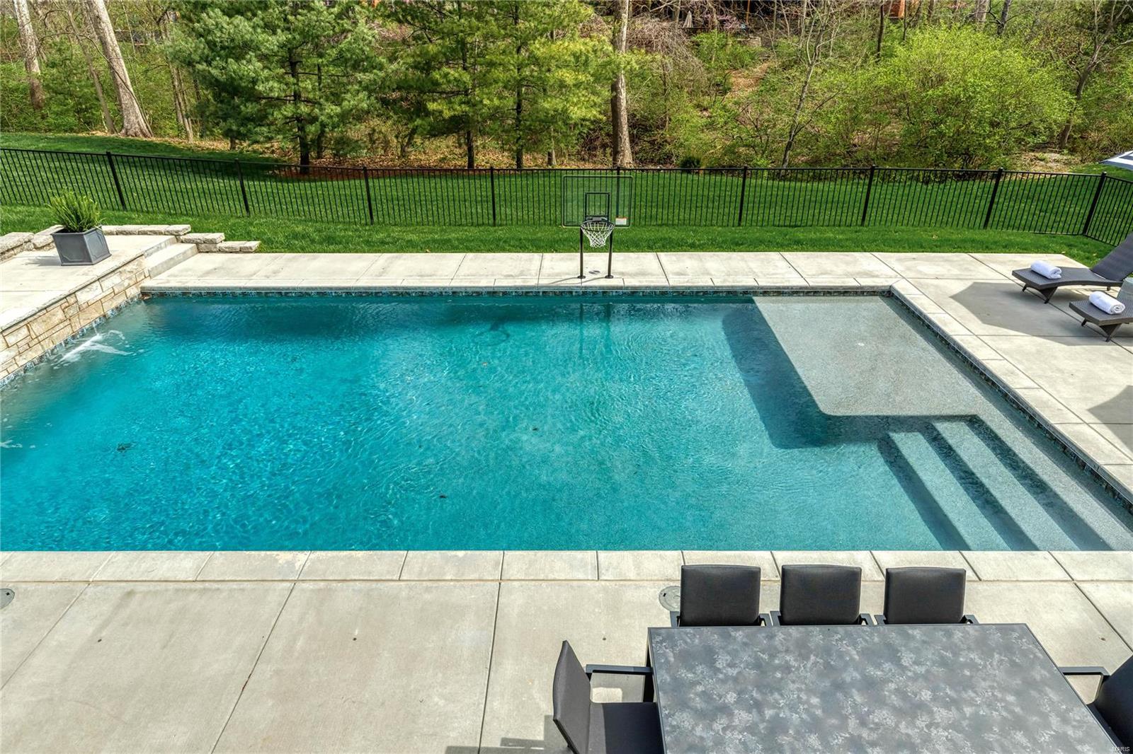 14021 Montrachet Lane