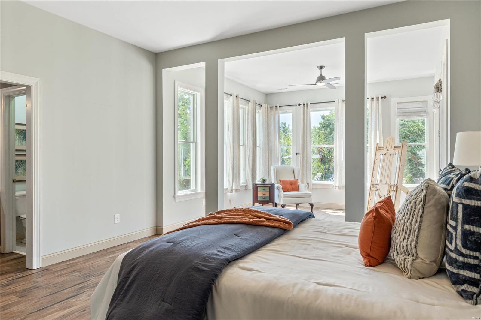 5442 Guinevere Drive