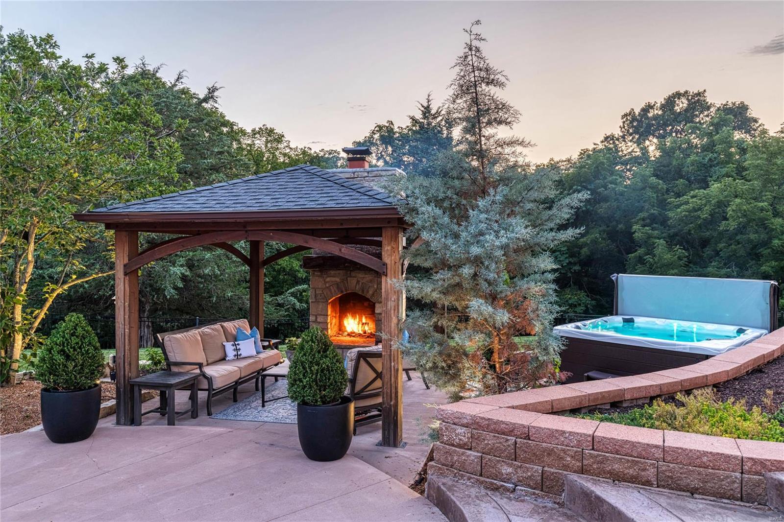 5442 Guinevere Drive