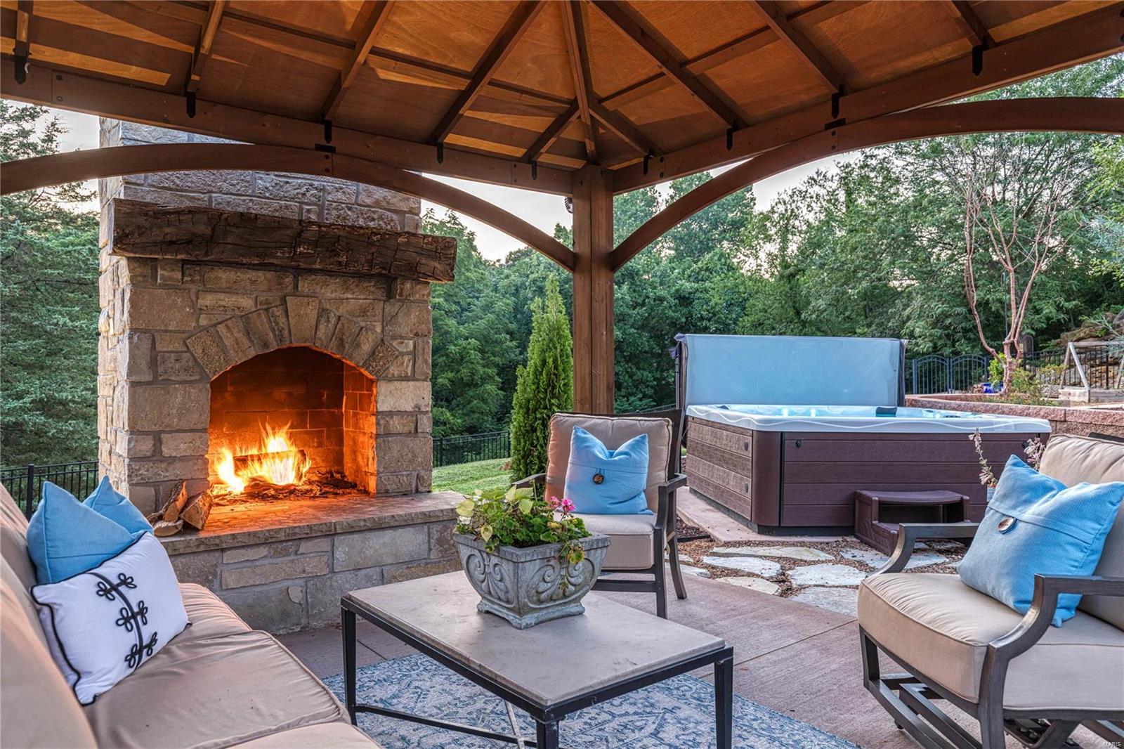 5442 Guinevere Drive