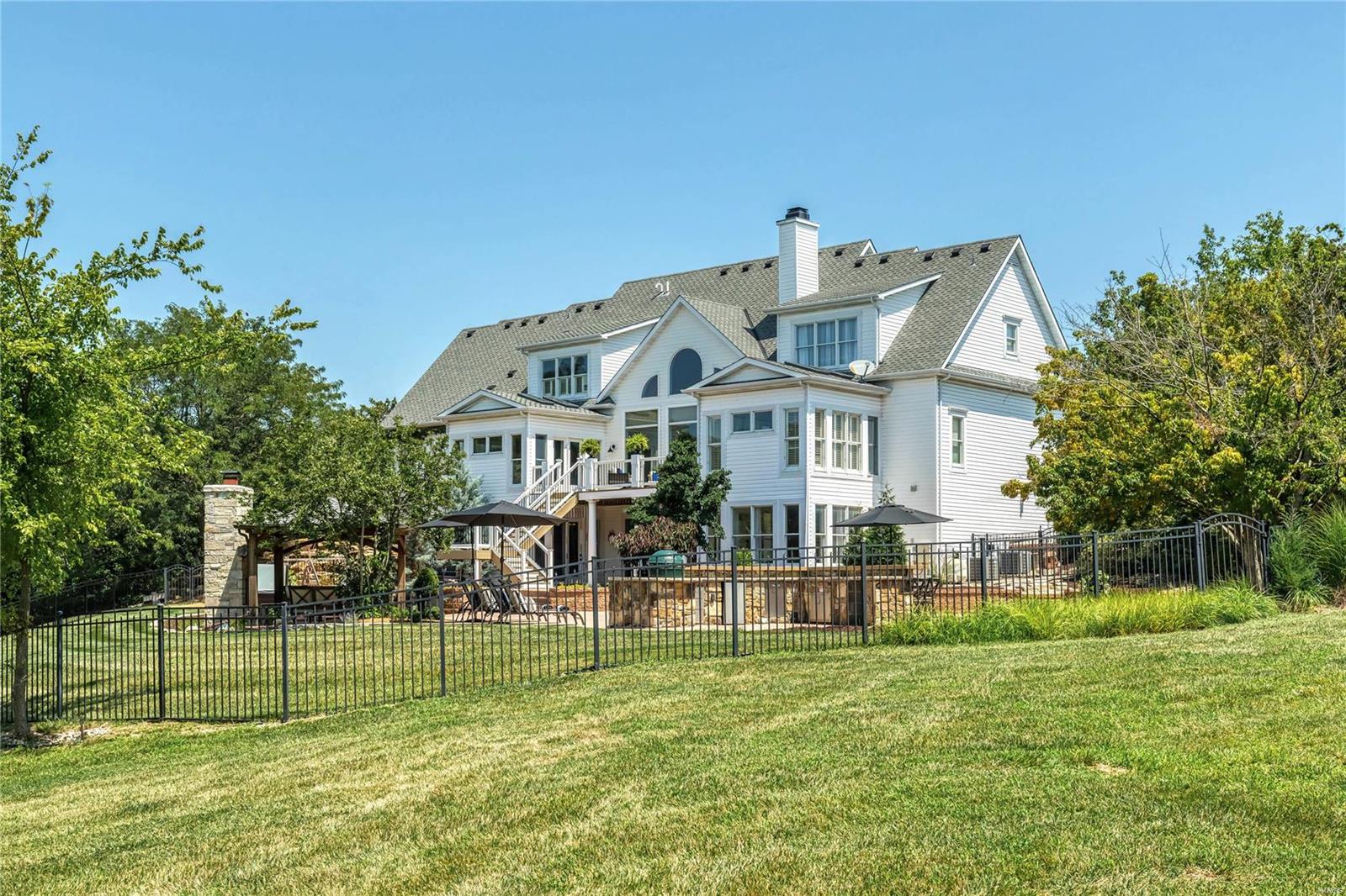 5442 Guinevere Drive