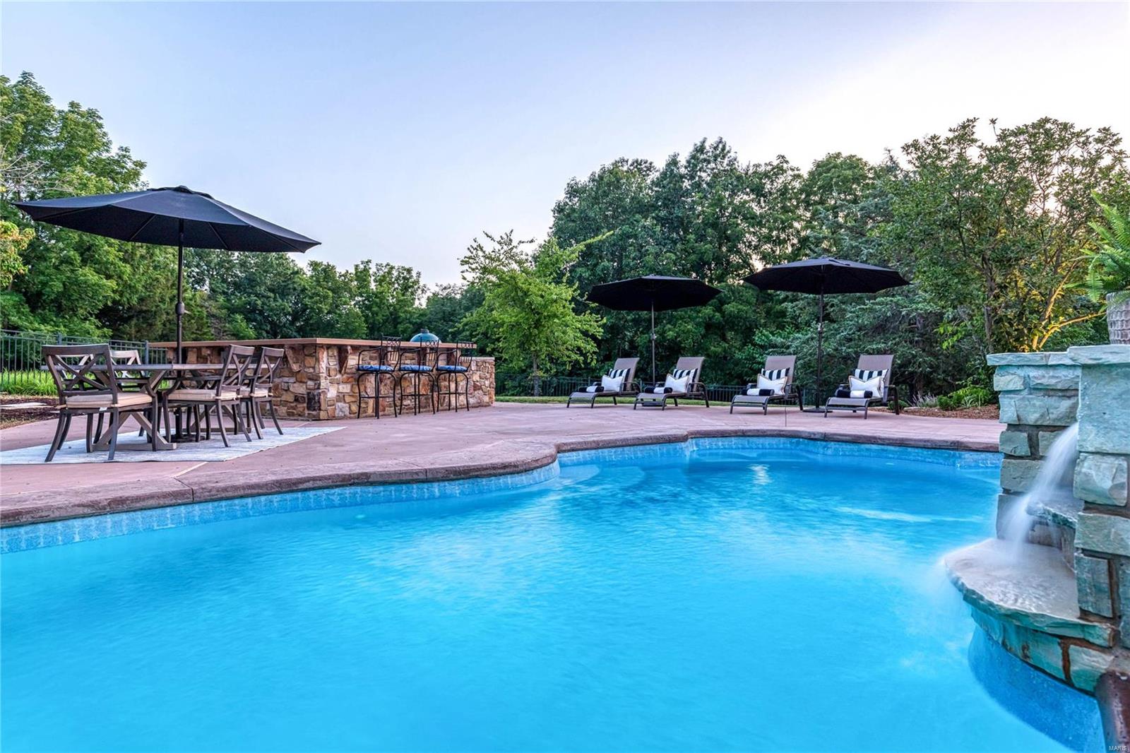 5442 Guinevere Drive