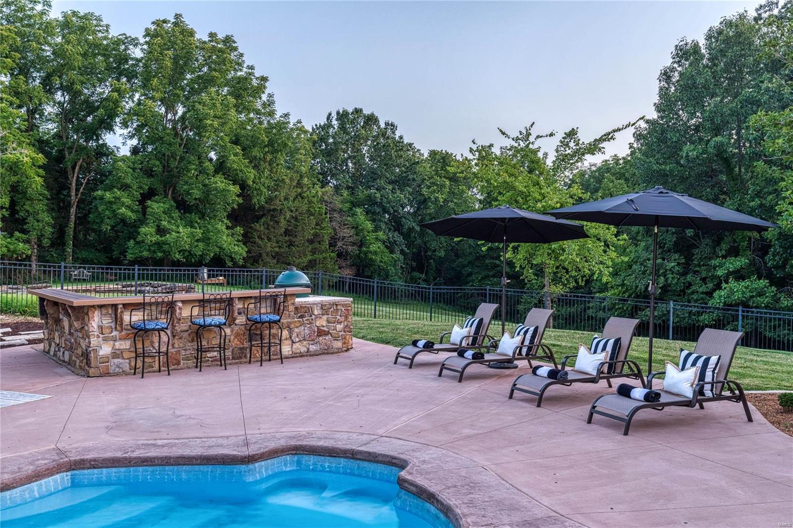 5442 Guinevere Drive