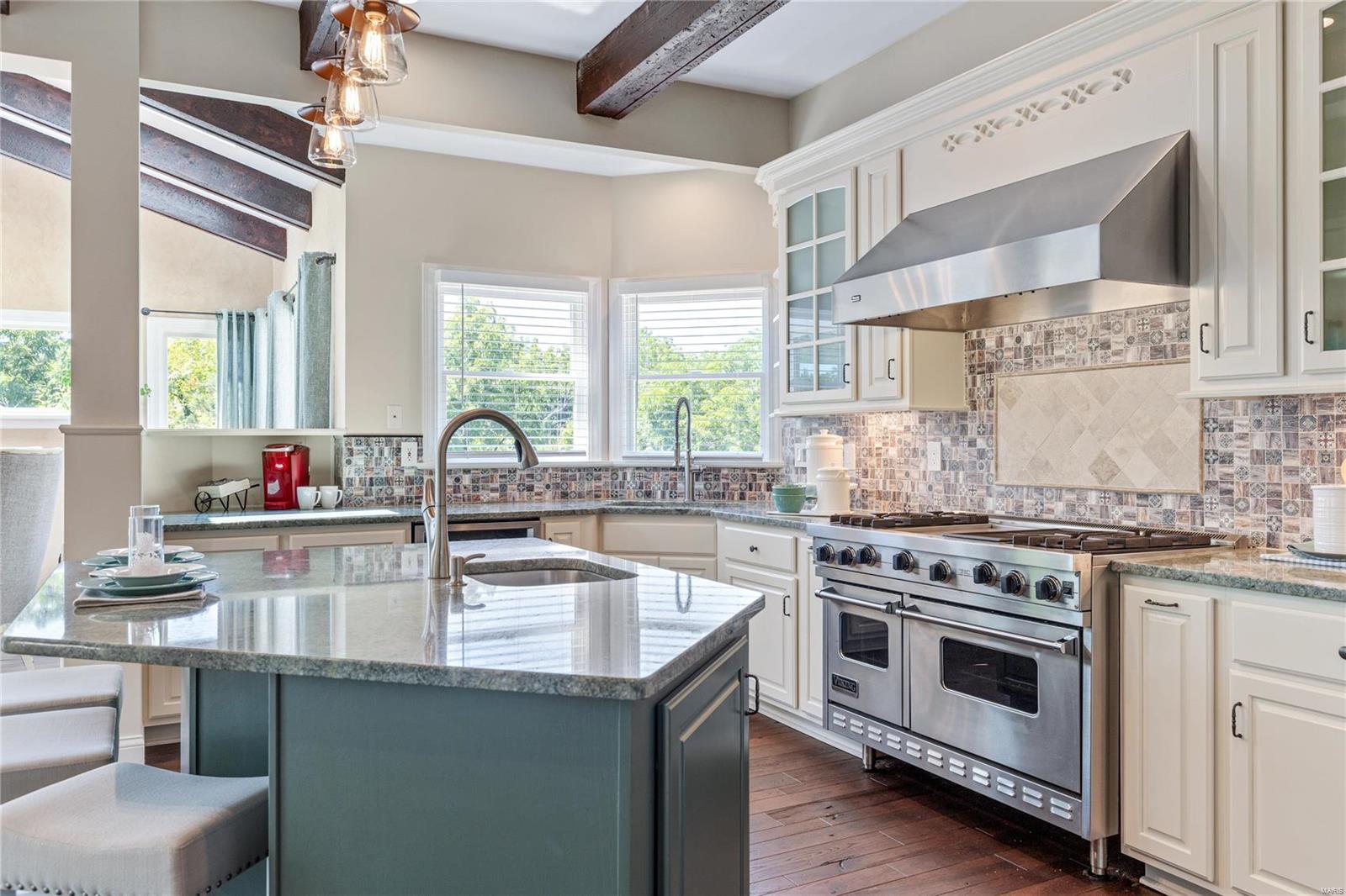 5442 Guinevere Drive